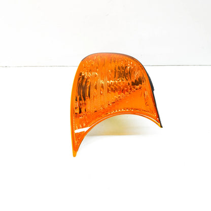 NEW BMW 3 E46 FRONT RIGHT TURN INDICATOR LIGHT 63136919650 6919650 2003 ORIGINAL