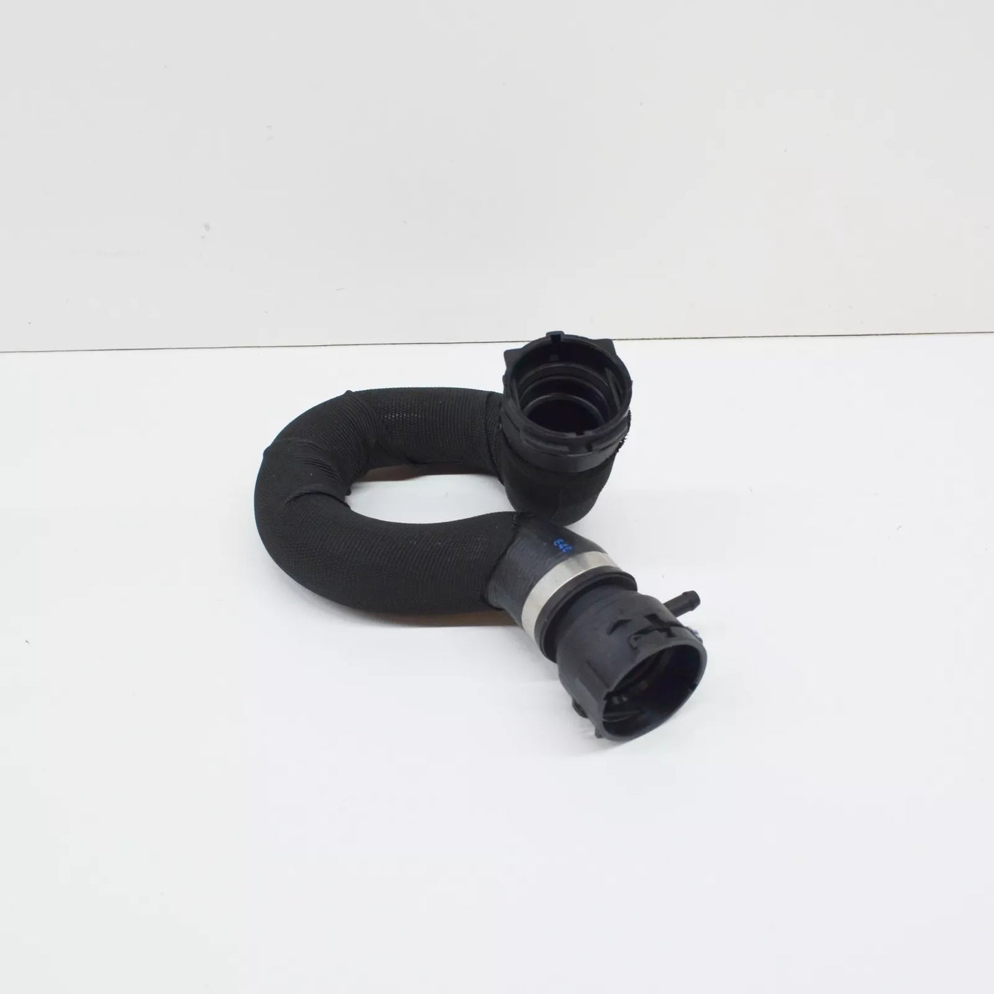 NEW AUDI A6 C6 UPPER RADIATOR COOLANT HOSE 4F0121101F