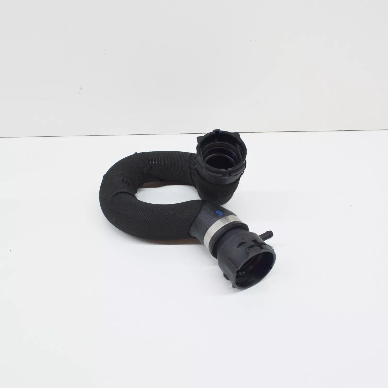 NEW AUDI A6 C6 UPPER RADIATOR COOLANT HOSE 4F0121101F