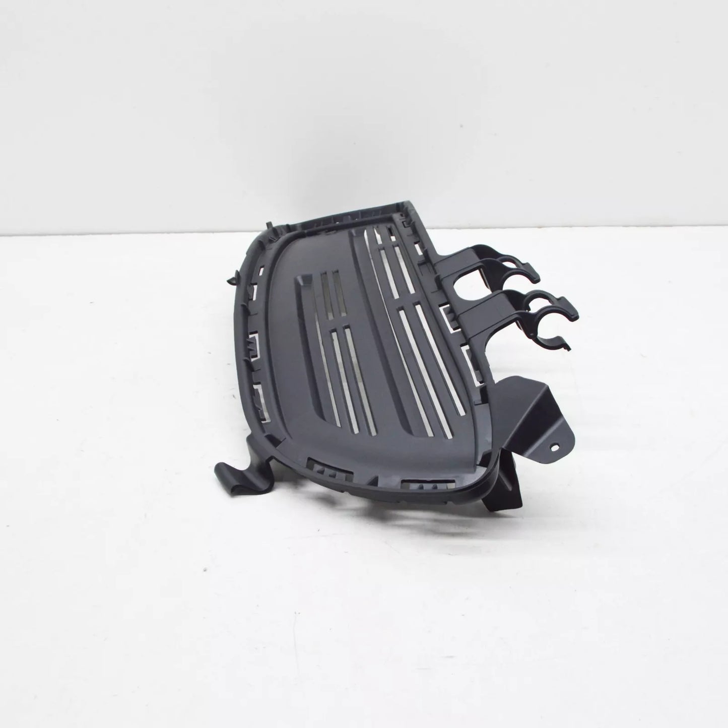 NEW MERCEDES-BENZ A-CLASS W176 FRONT BUMPER RIGHT GRILLE A1768851622