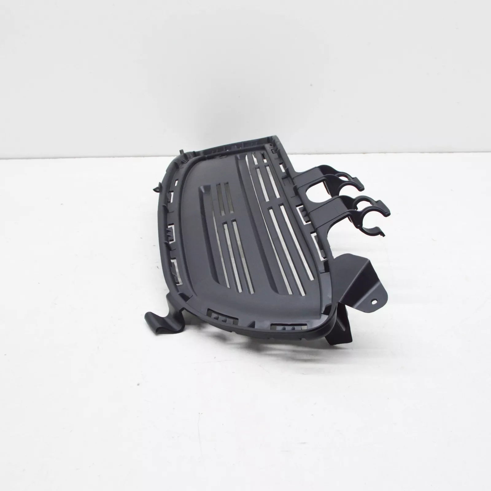 NEW MERCEDES-BENZ A-CLASS W176 FRONT BUMPER RIGHT GRILLE A1768851622