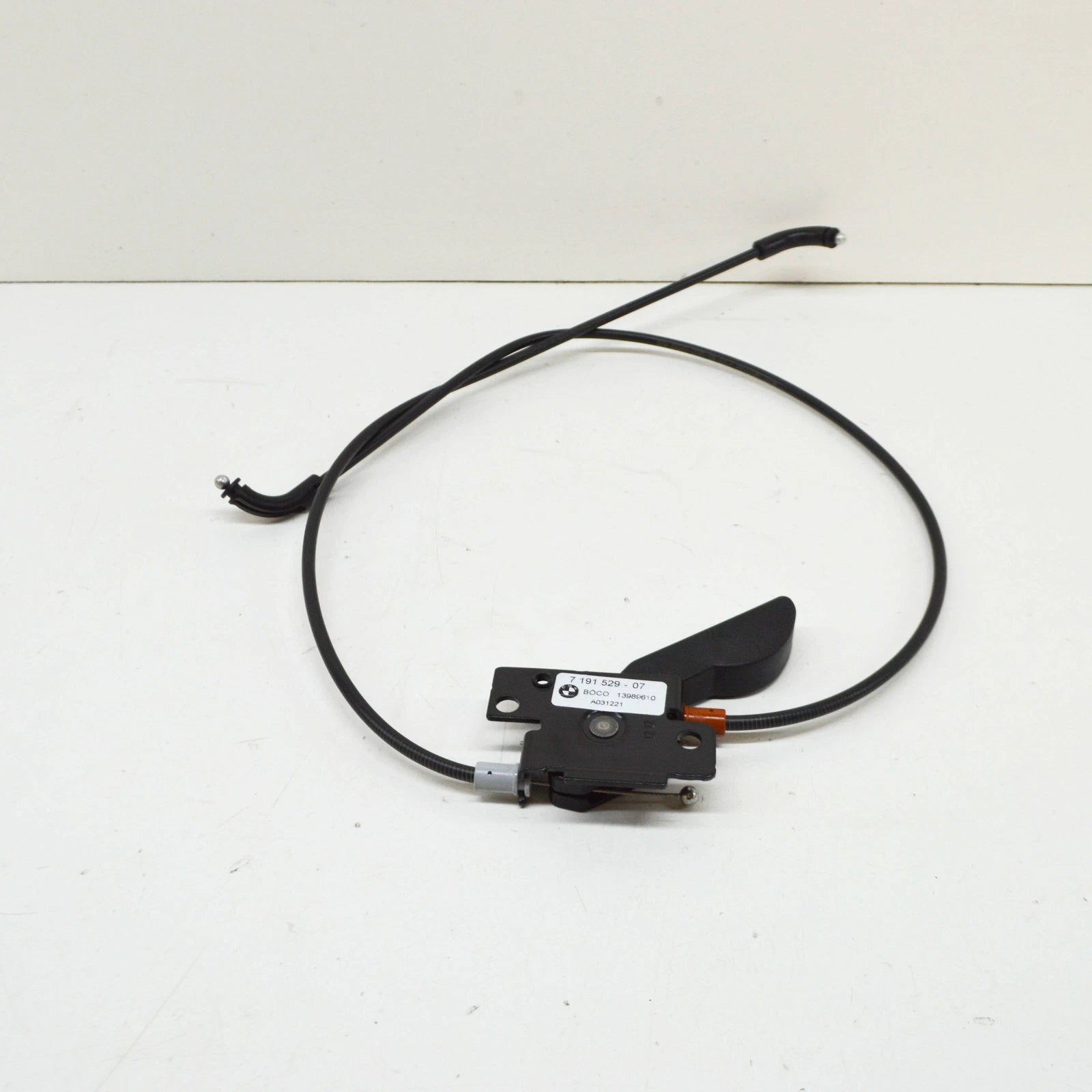 NEW BMW Z4 ROADSTER E89 BONNET HOOD RELEASE LEVER W BONNET 51237191529 ORIGINAL