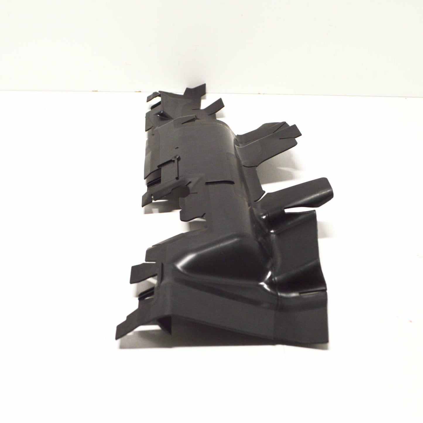 NEW VOLKSWAGEN ATLAS R-LINE RADIATOR SUPPORT BAFFLE RIGHT 3CN121283T ORIGINAL