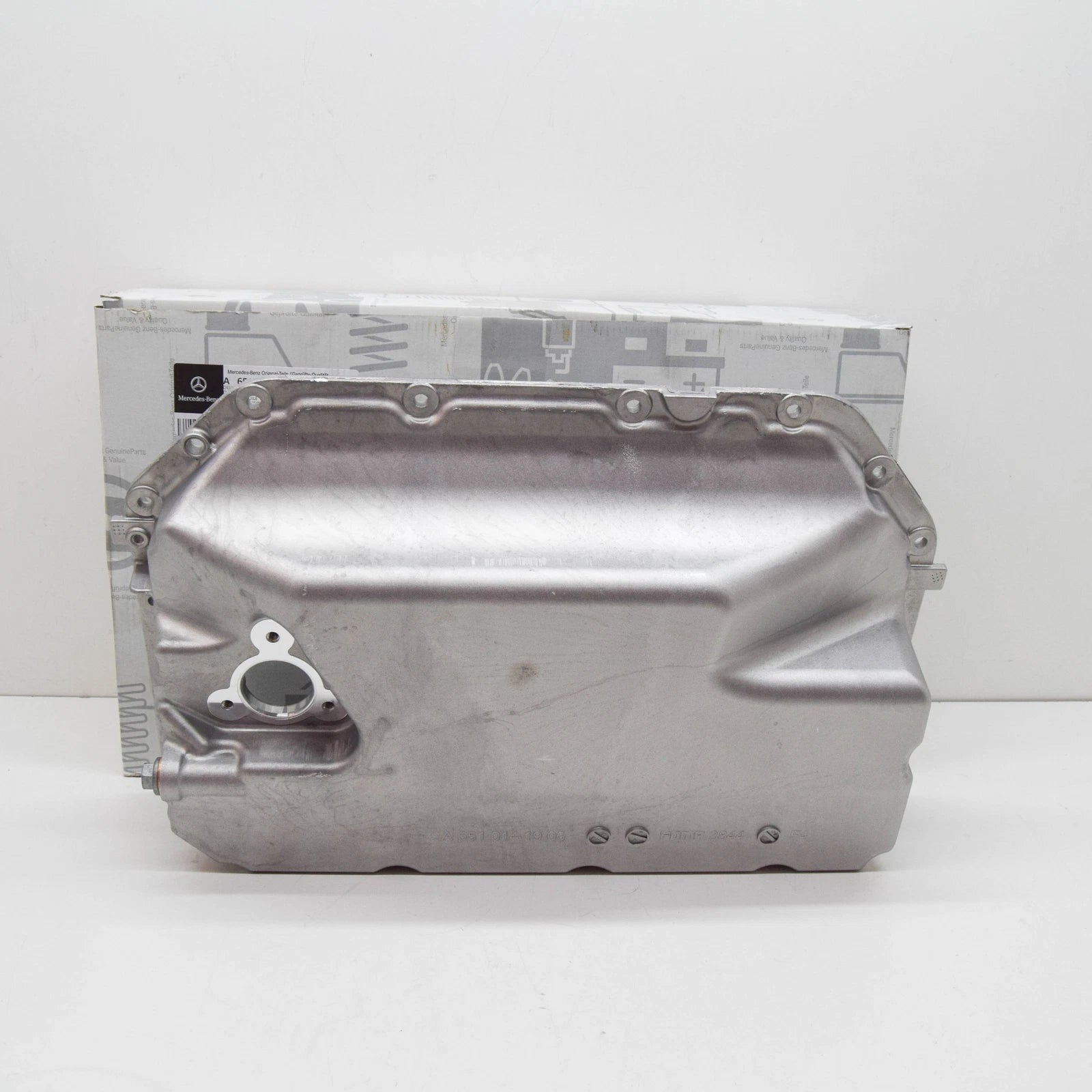 NEW MERCEDES-BENZ VITO W447 ENGINE OIL PAN A6510106319 ORIGINAL