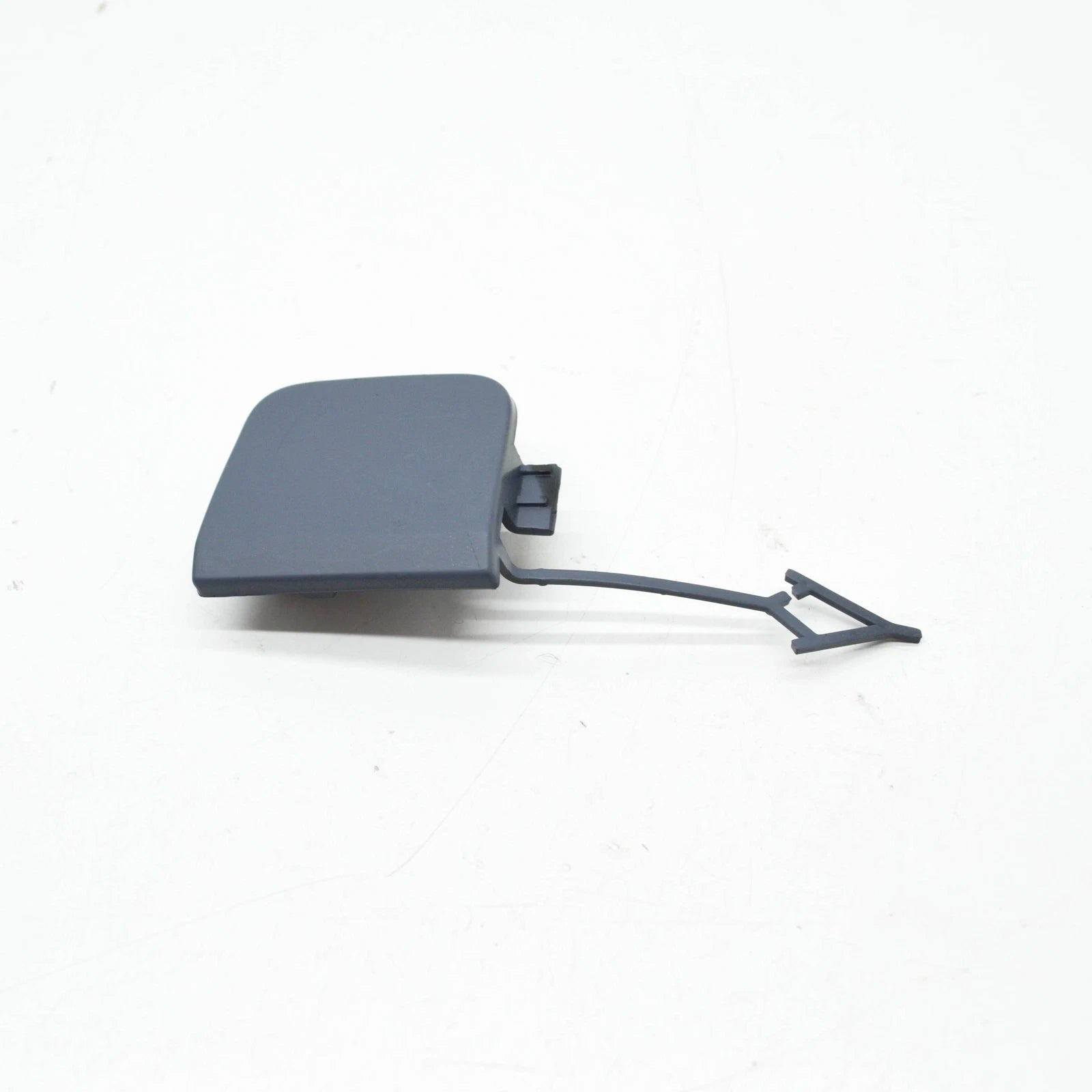 NEW VW TIGUAN AD REAR BUMPER RIGHT TOW HOOK EYE COVER CAP 5NN807441DGRU