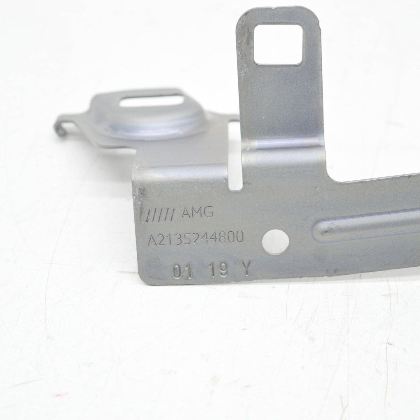 NEW MERCEDES-BENZ E W213 FRONT RIGHT ENGINE LINING BRACKET A2135244800 ORIGINAL