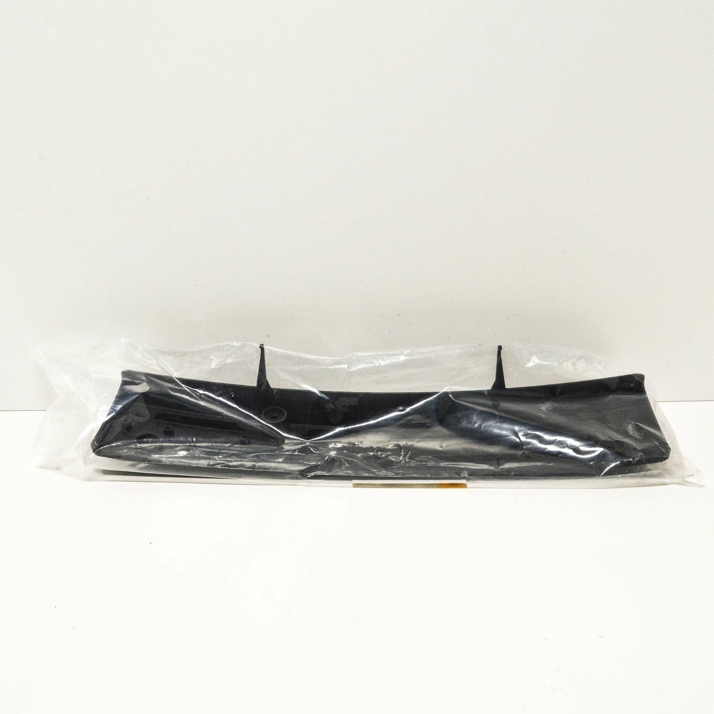 NEW BMW 2 F22 FRONT M SPORT BUMPER LICENSE PLATE BRACKET 51118059571 ORIGINAL