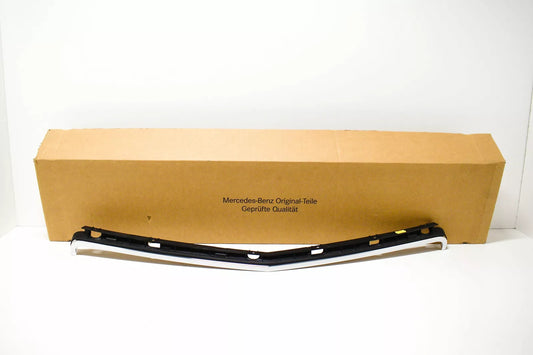 NEW MERCEDES-BENZ C W204 AMG FRONT BUMPER GRILLE UPPER TRIM A2048800983