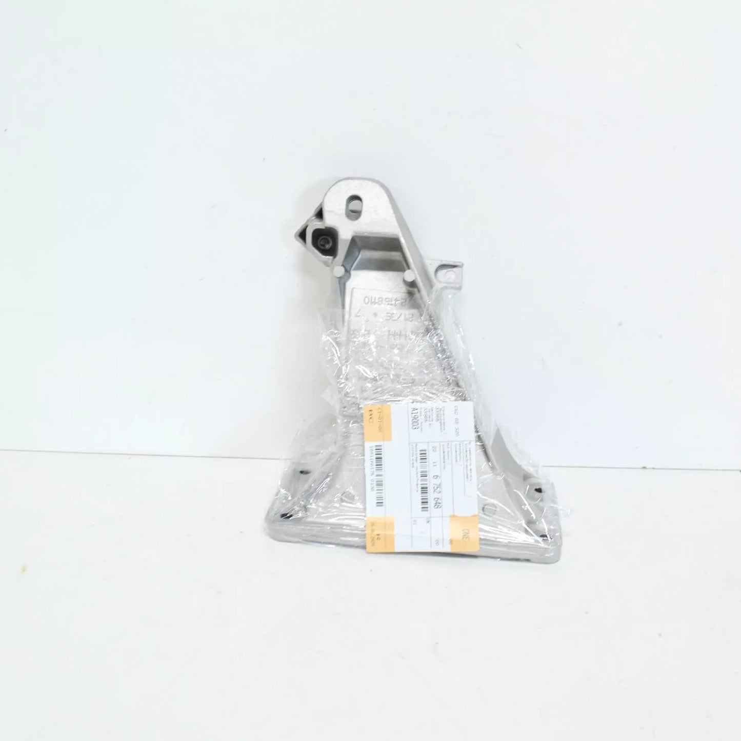 NEW BMW 5 E39 ENGINE RIGHT SUPPORT 22116752648 6752648 ORIGINAL