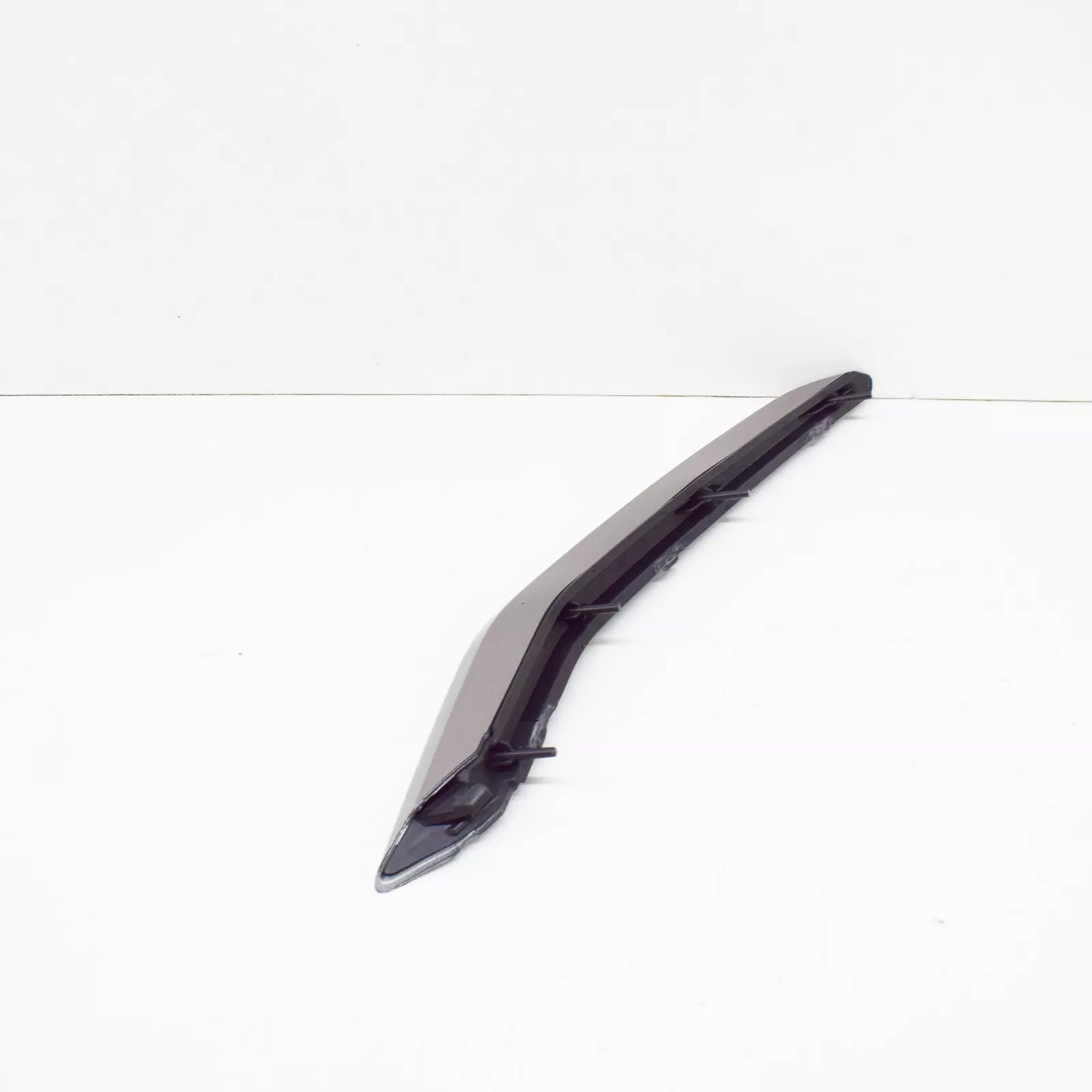 NEW BMW X5 F15 M50D BUMPER MOLDING FRONT RIGHT 51118056868 ORIGINAL