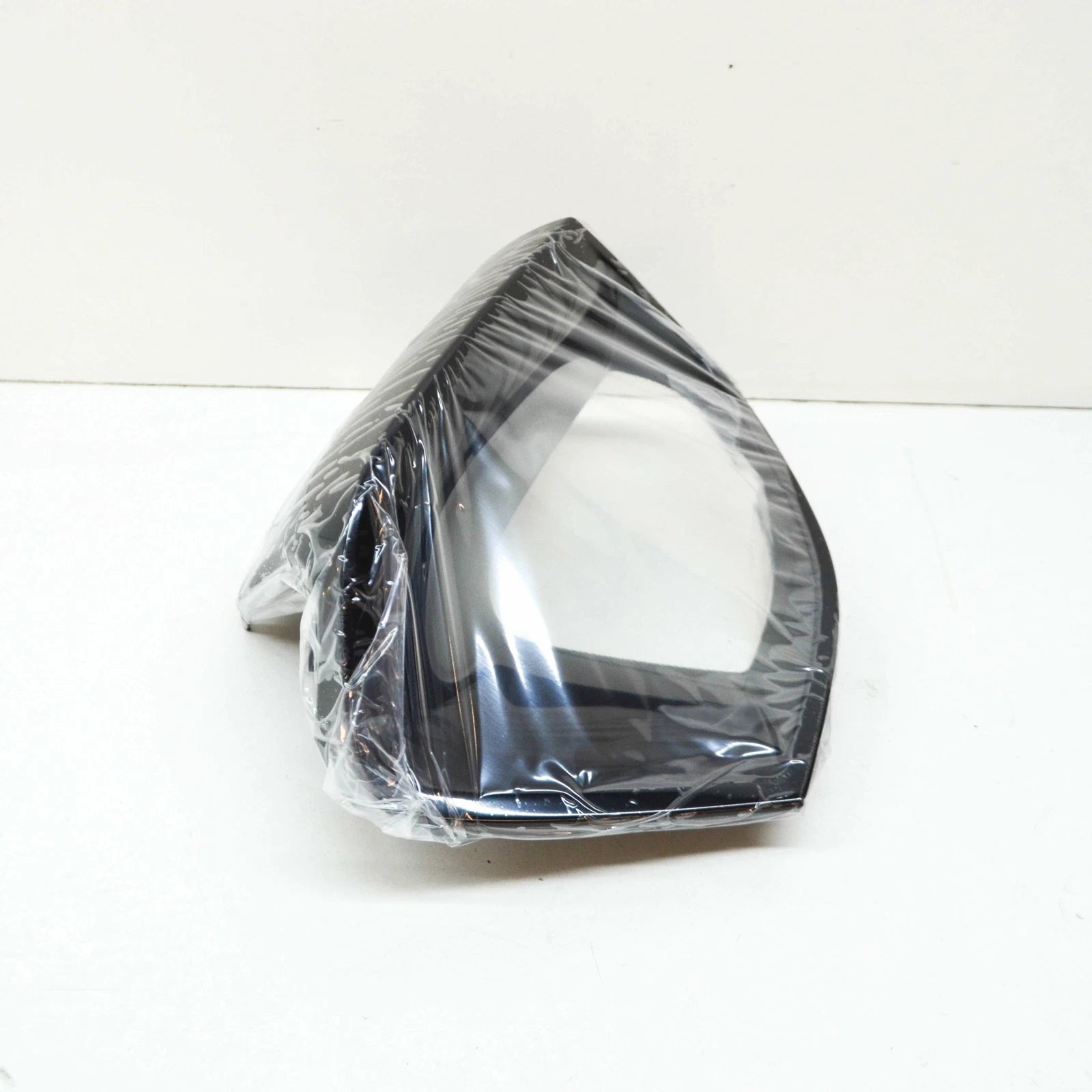 NEW BMW 3 G20 FRONT BUMPER LOWER RIGHT AIR INLET FINISHER 51117471518 ORIGINAL