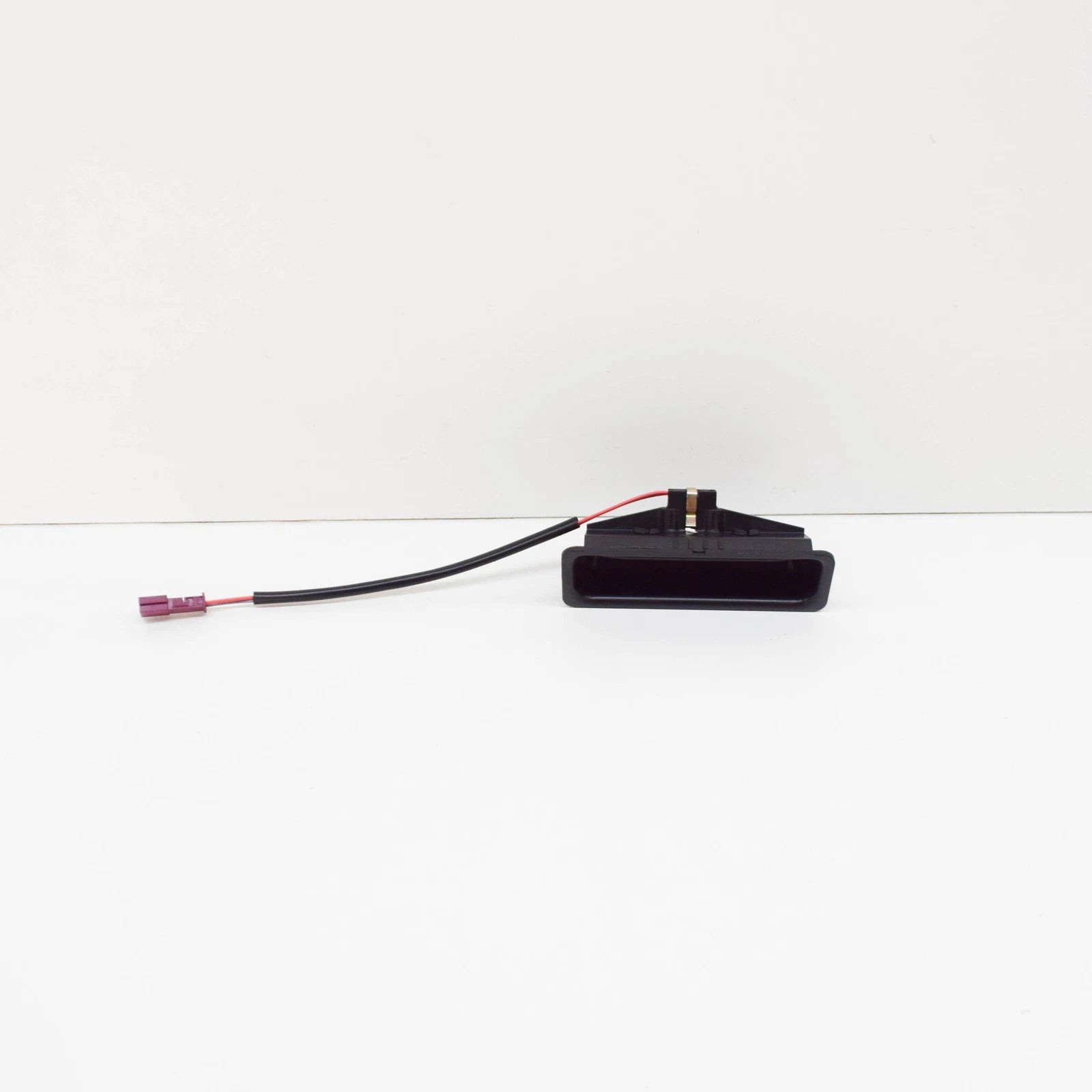 NEW BMW 5 E60 REAR TRUNK LID RELEASE HANDLE 51248168035 8168035 2007 ORIGINAL