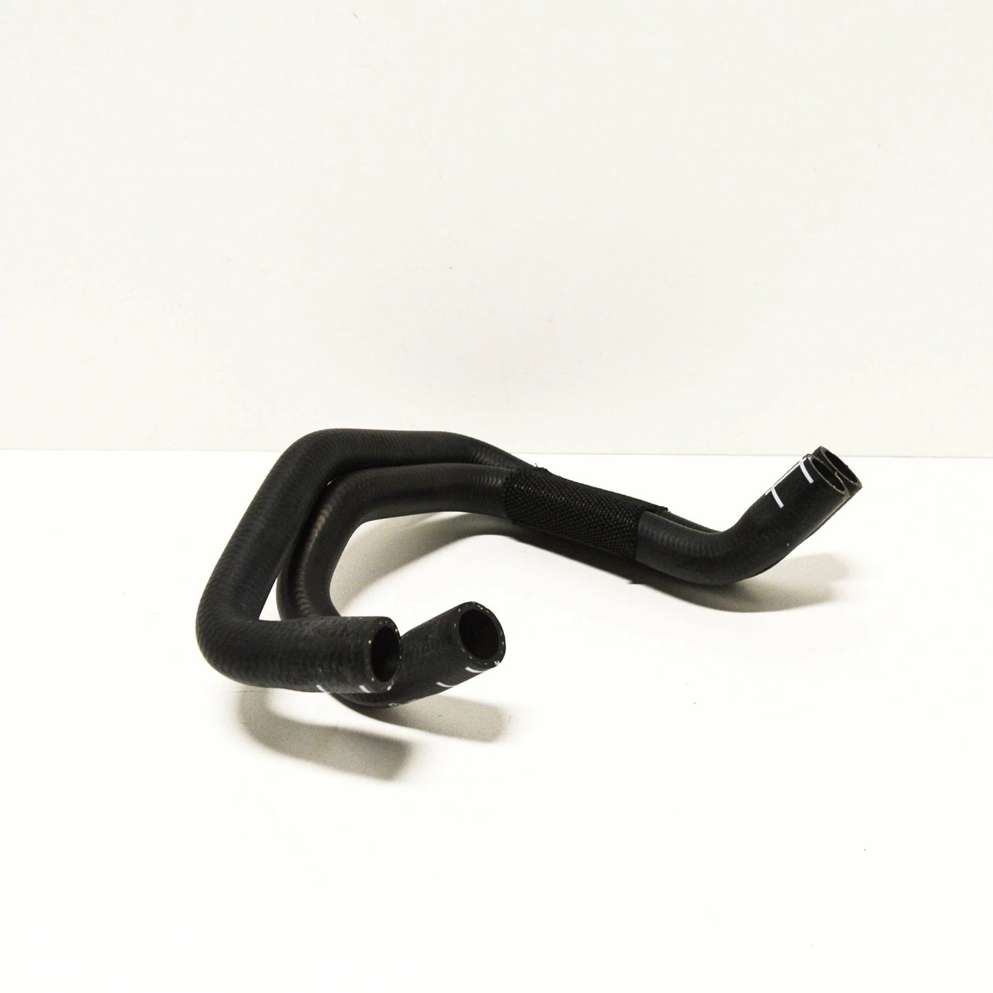 NEW AUDI Q7 4L COOLANT PIPE HOSE 7L6122073J