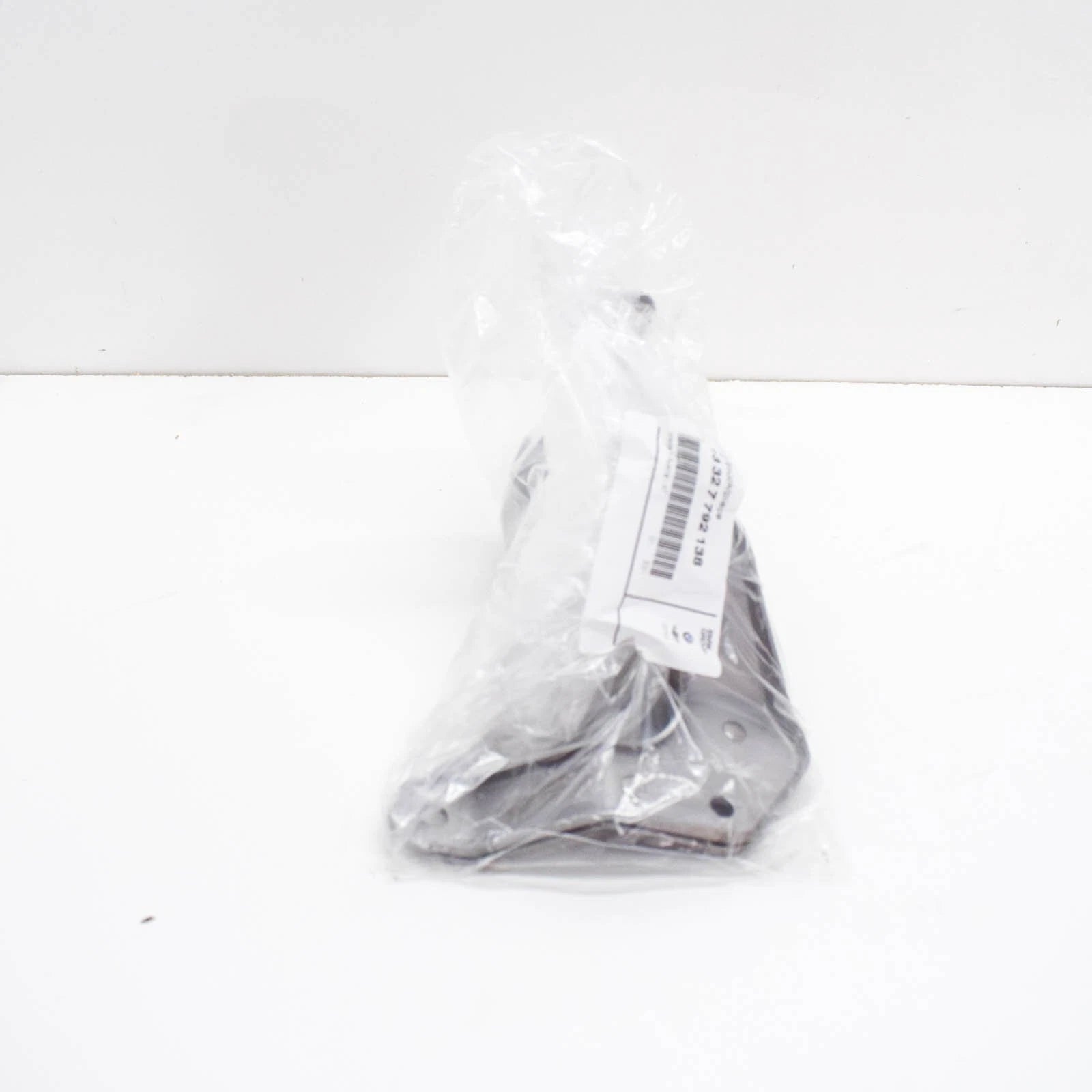 NEW BMW E46 330D 330XD FUEL RADIATOR BRACKET MOUNT 7792138 13327792138 ORIGINAL