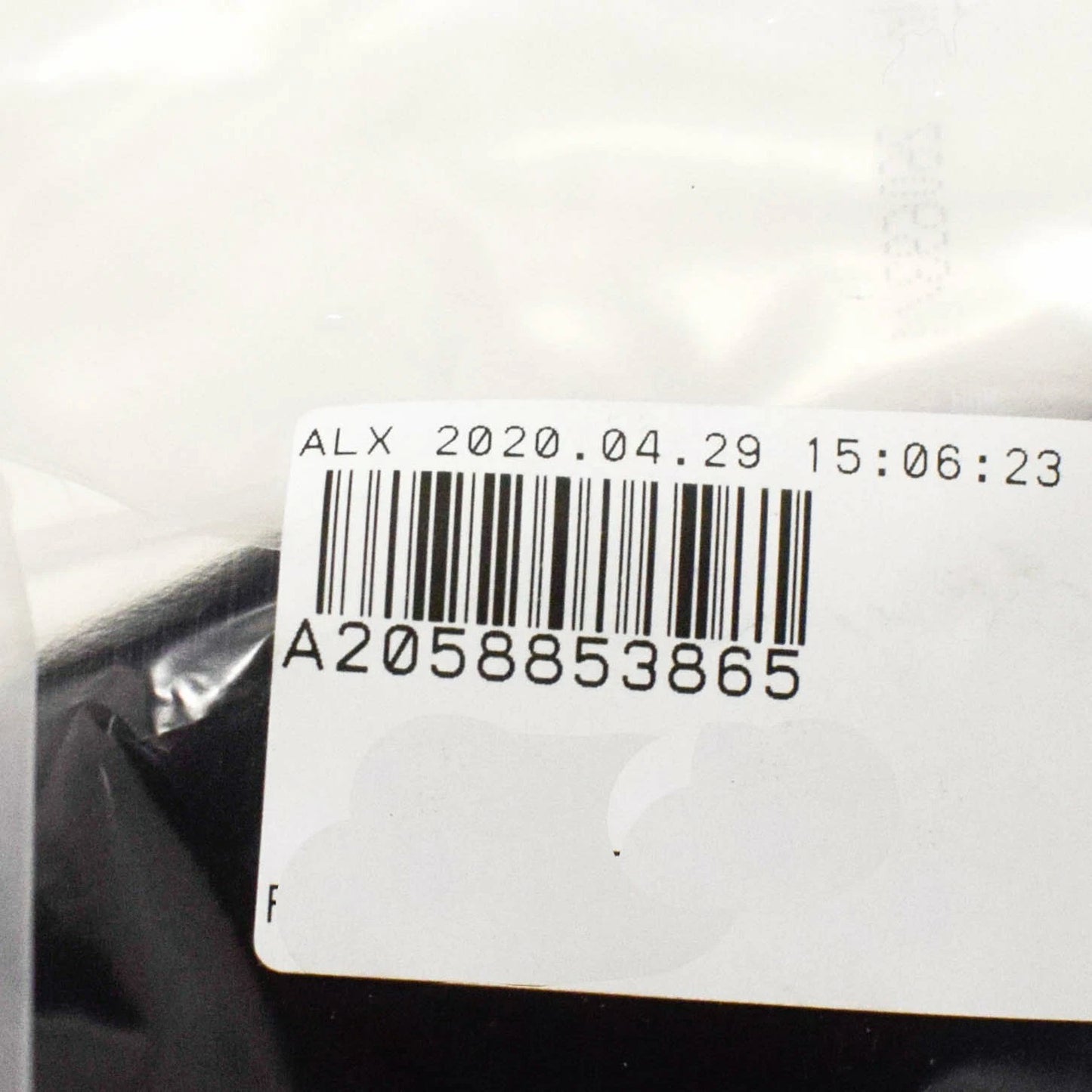 NEW MB C W205 FRONT BUMPER LEFT BOTTOM BASIC MOUNTING A2058853865