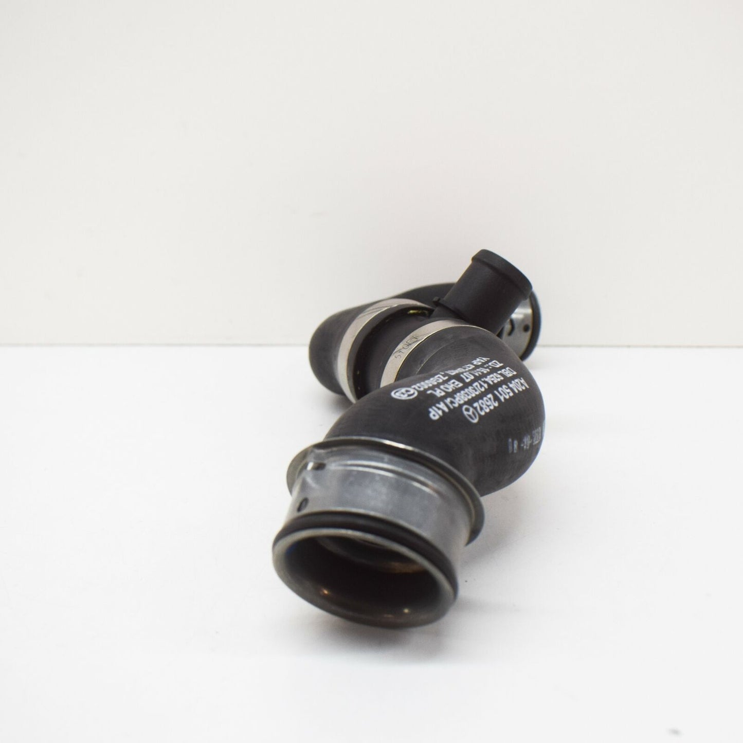 NEW MERCEDES-BENZ C W204 RIGHT COOLER TO ENGINE HOSE A2045012682 ORIGINAL