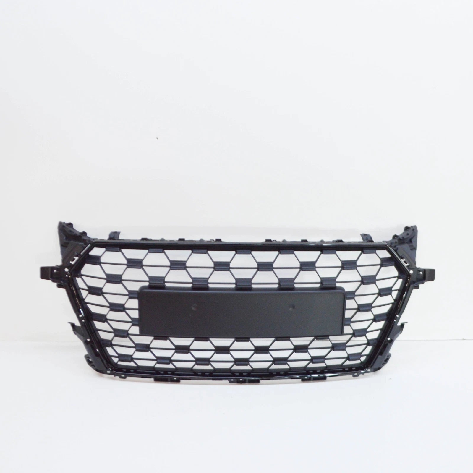 NEW AUDI TT FV FRONT RADIATOR GRILLE 8S0853651HVMZ 8S0853651H VMZ ORIGINAL