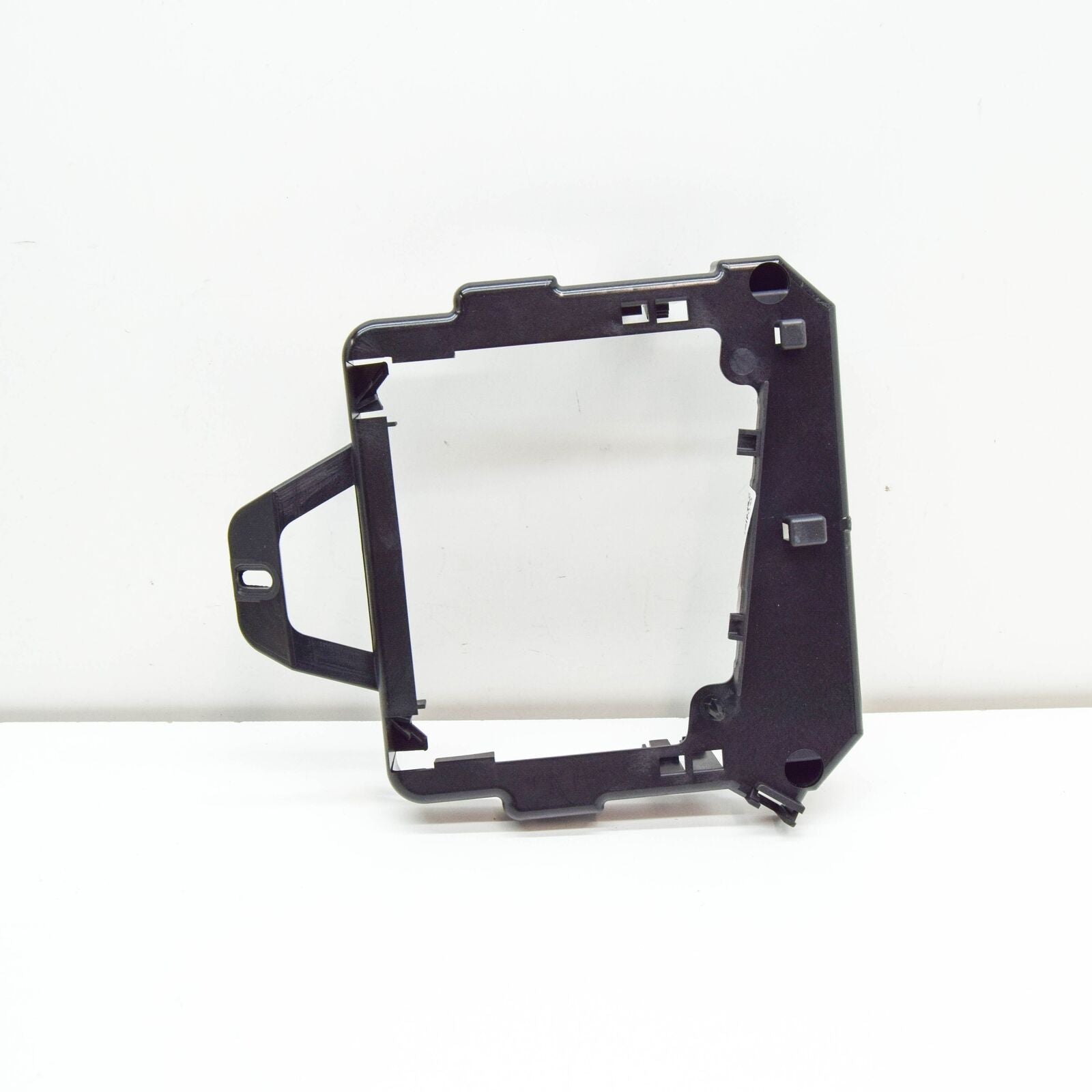 NEW VW CRAFTER 2F MK1 DIESEL ENGINE CONTROL UNIT RETAINER 2E0937535P ORIGINAL