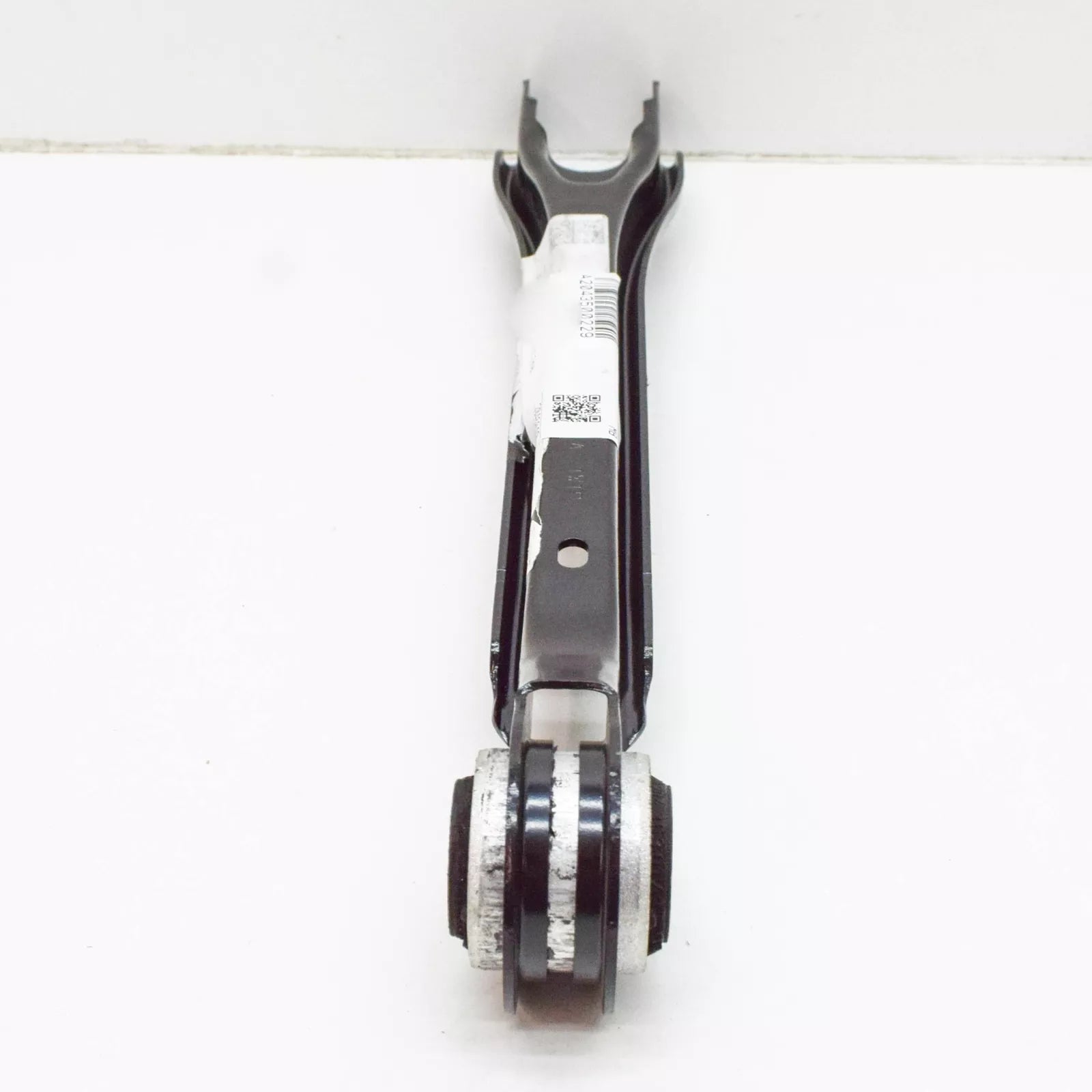 NEW MERCEDES-BENZ C W204 AMG REAR PUSHING STRUT TRACK BAR A2043500229 ORIGINAL