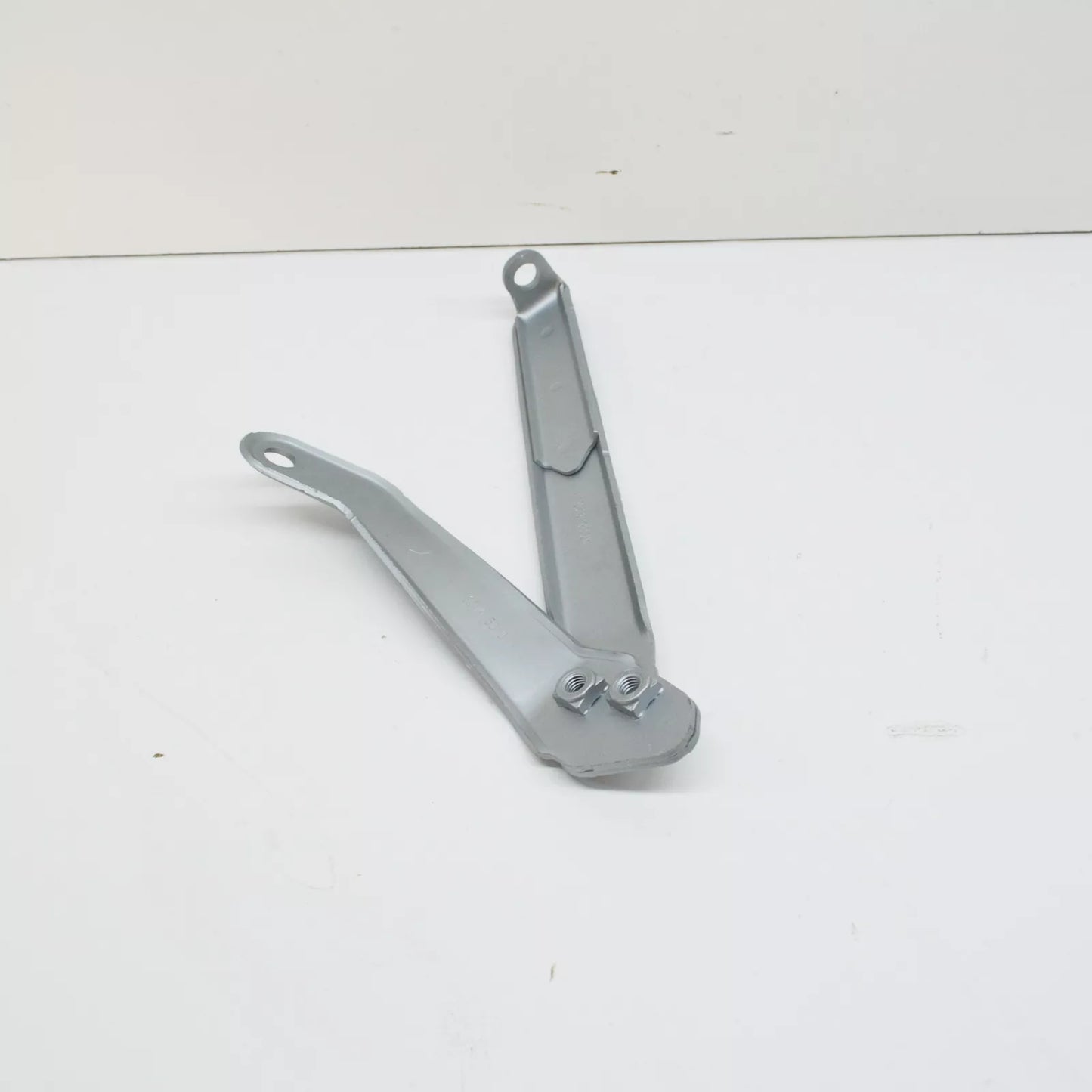 NEW MB SPRINTER W906 EXHAUST SYSTEM TO TRANSMISSION BRACKET A9064925441 ORIGINAL