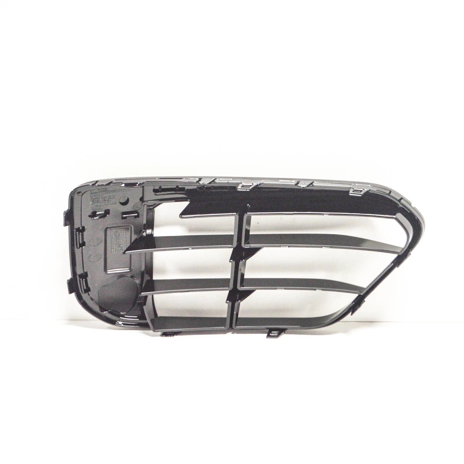 NEW BMW X1 F48 FRONT BUMPER LEFT CLOSED GRILLE 51117453985 7453985 2015 ORIGINAL