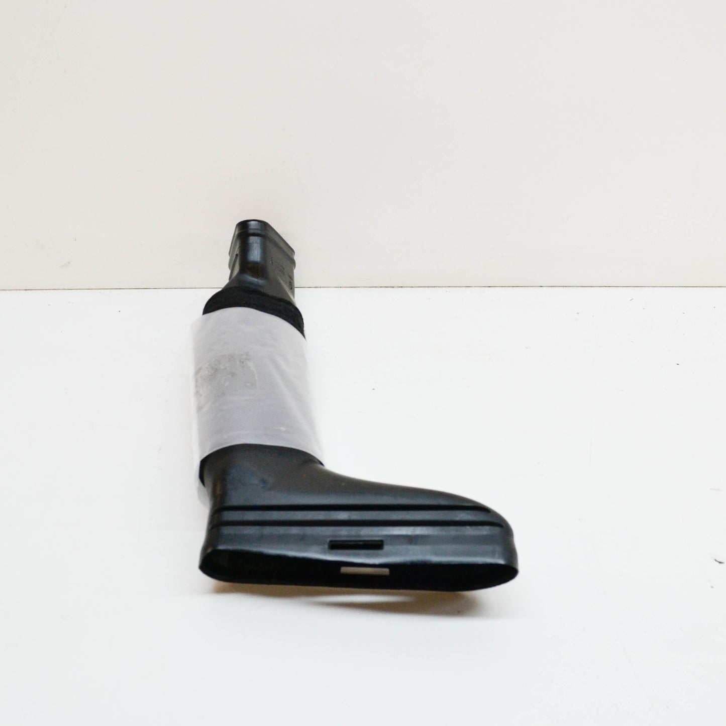 NEW MERCEDES-BENZ E-CLASS W212 AIR DUCT A6420901442 ORIGINAL