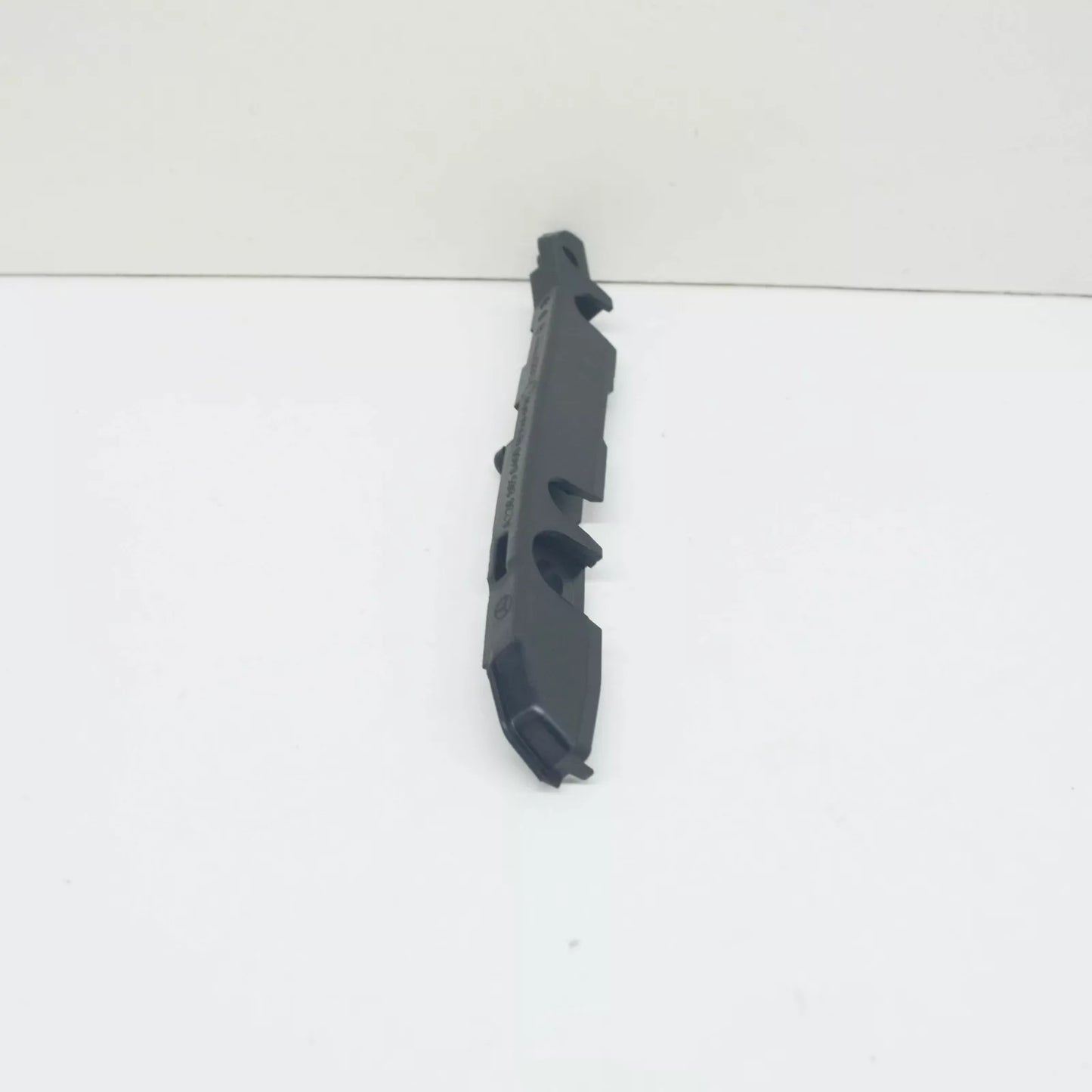 NEW MB E C238 FRONT BUMPER RIGHT WHEEL ARCH MOUNTING RAIL A2388856400 ORIGINAL