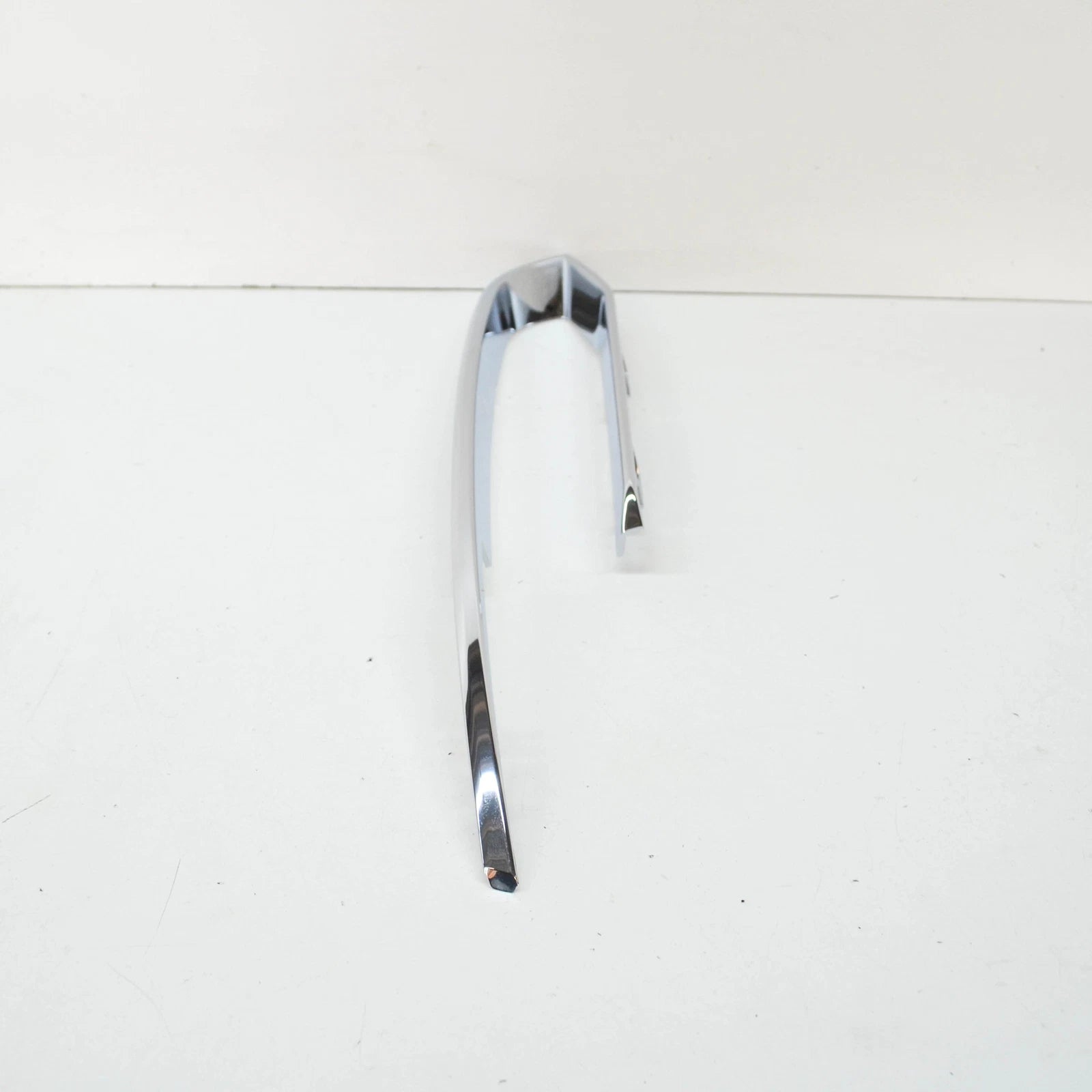 NEW BMW 5 F10 FRONT BUMPER MOLDING RIGHT 51117331770 2016 ORIGINAL