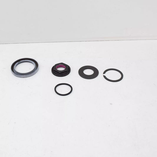 NEW BMW 5 E39 TRANSMISSION OUTPUT SHAFT SEAL REPAIR KIT 24137514548 ORIGINAL
