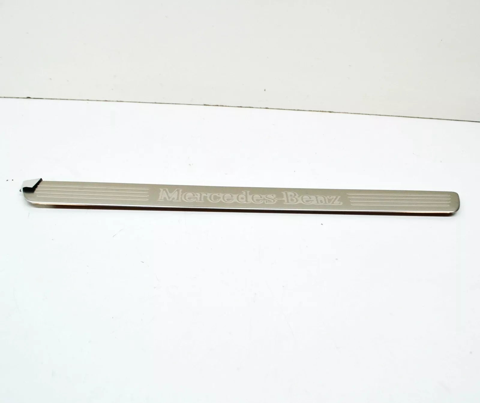 NEW MERCEDES-BENZ C W205 FRONT OUTSIDE LEFT SILL TRIM A2056802210