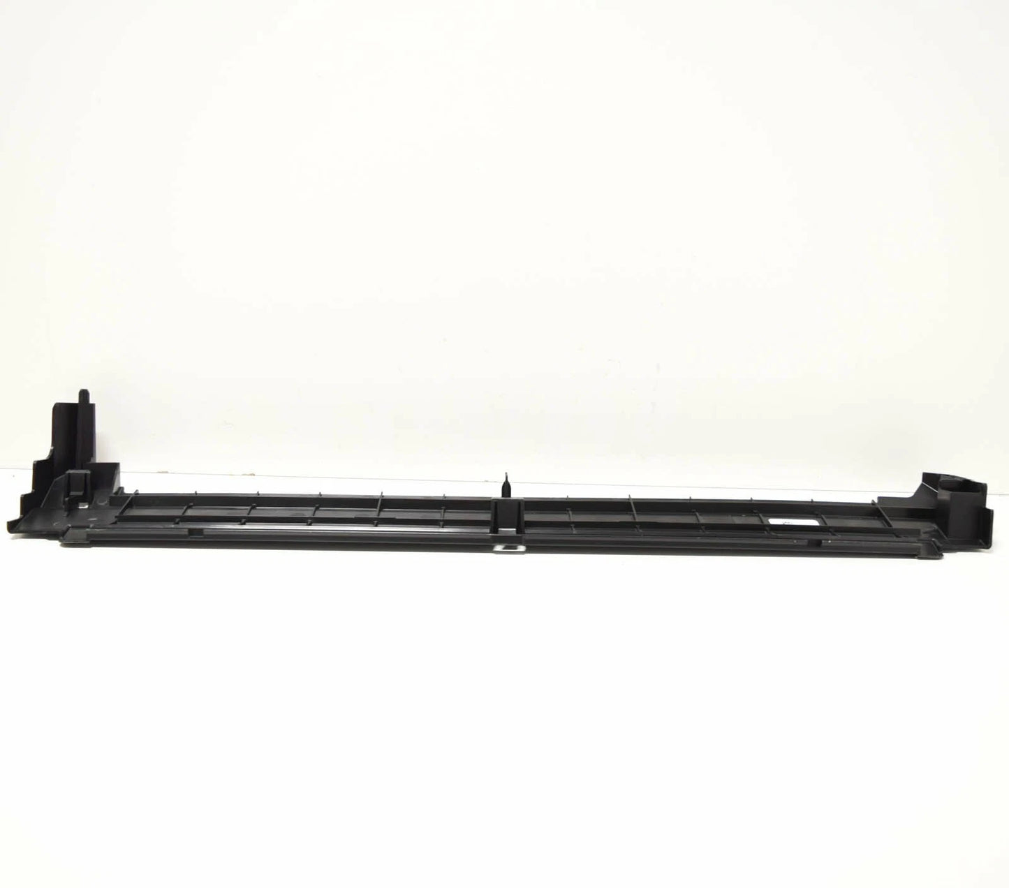 NEW BMW X7 G07 RADIATOR TOP COVER BRACKET 17118655766 8655766 ORIGINAL