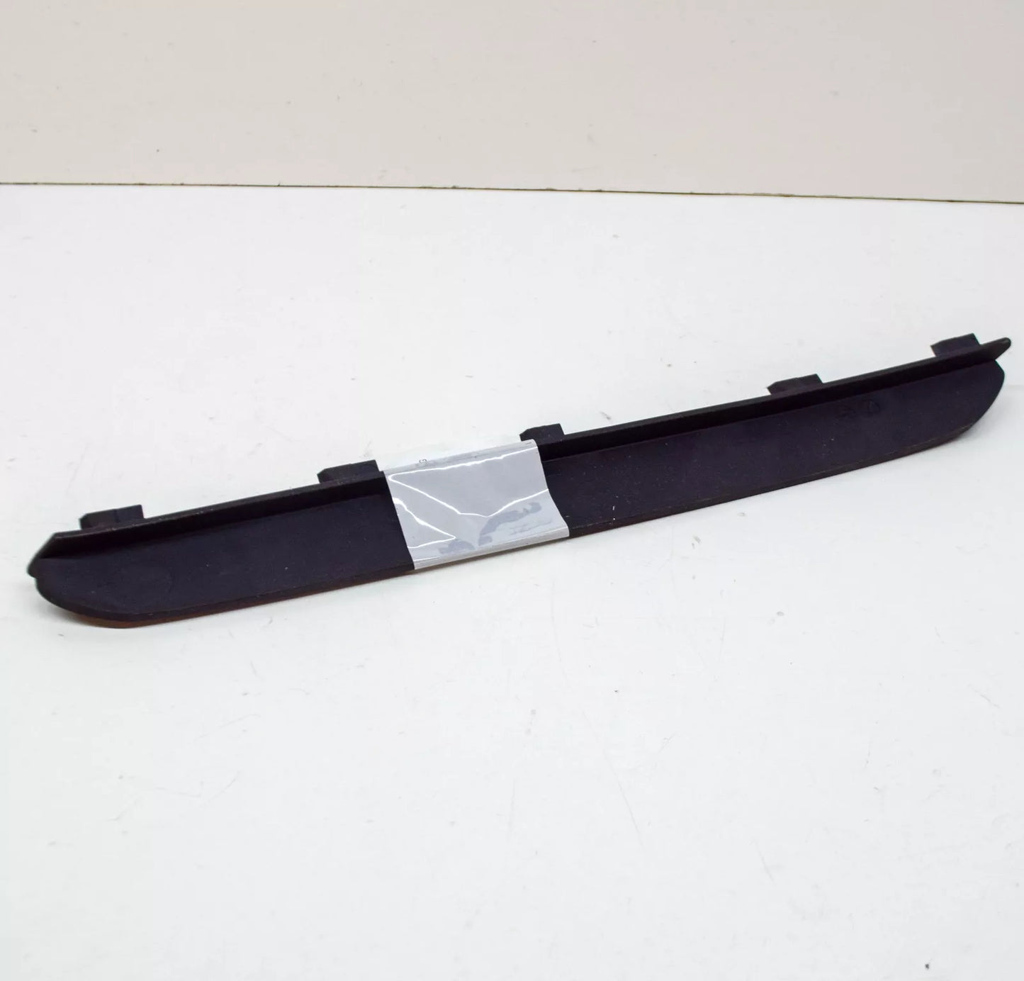 NEW AUDI TT RS FV 8S FRONT RIGHT WHEEL SPOILER 8S0807548