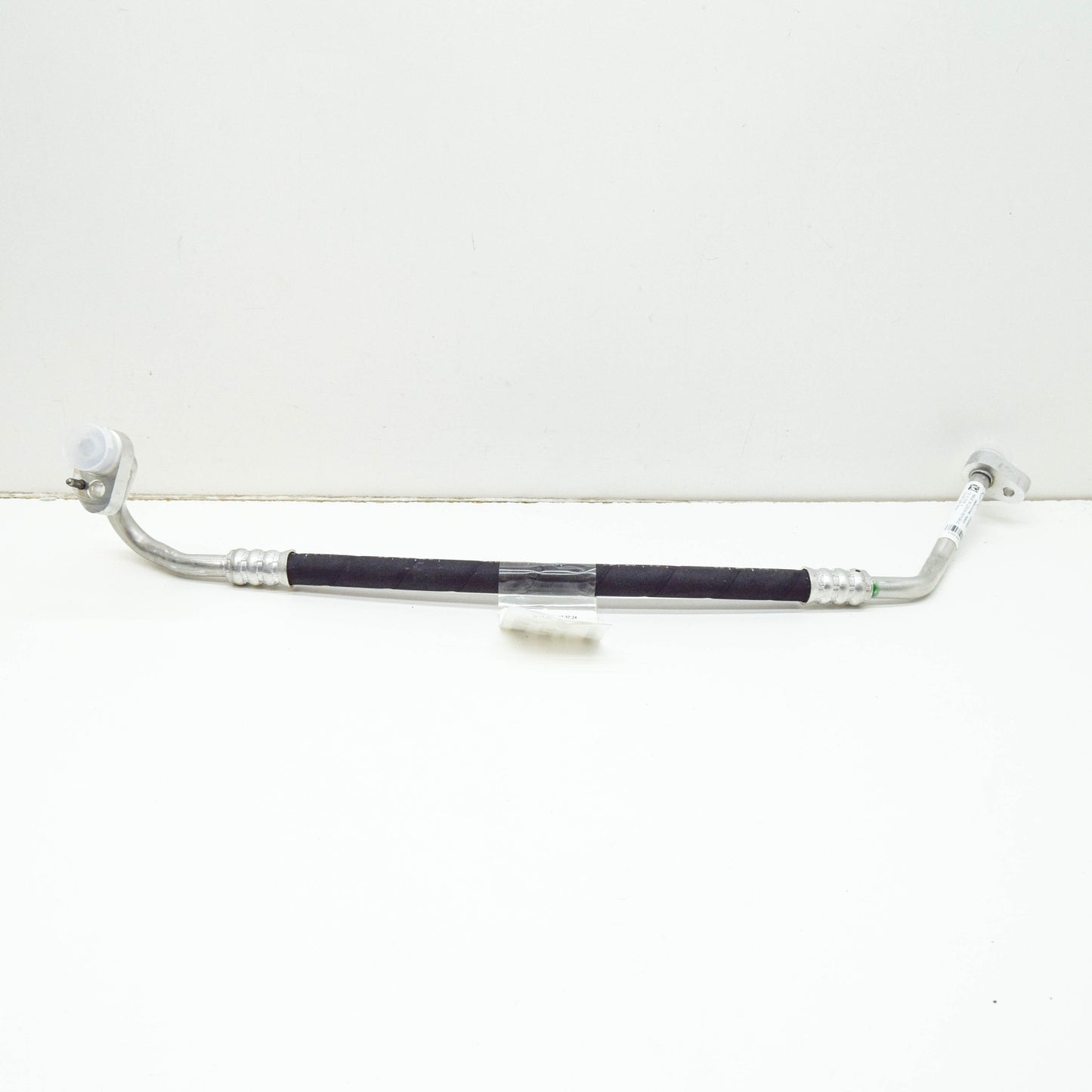 NEW MERCEDES-BENZ S W223 A/C REFRIGERANT HOSE PIPE A2238302601 ORIGINAL