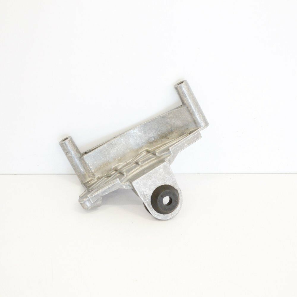 NEW MERCEDES-BENZ E-CLASS W212 ENGINE COVER BRACKET A6420101740 ORIGINAL