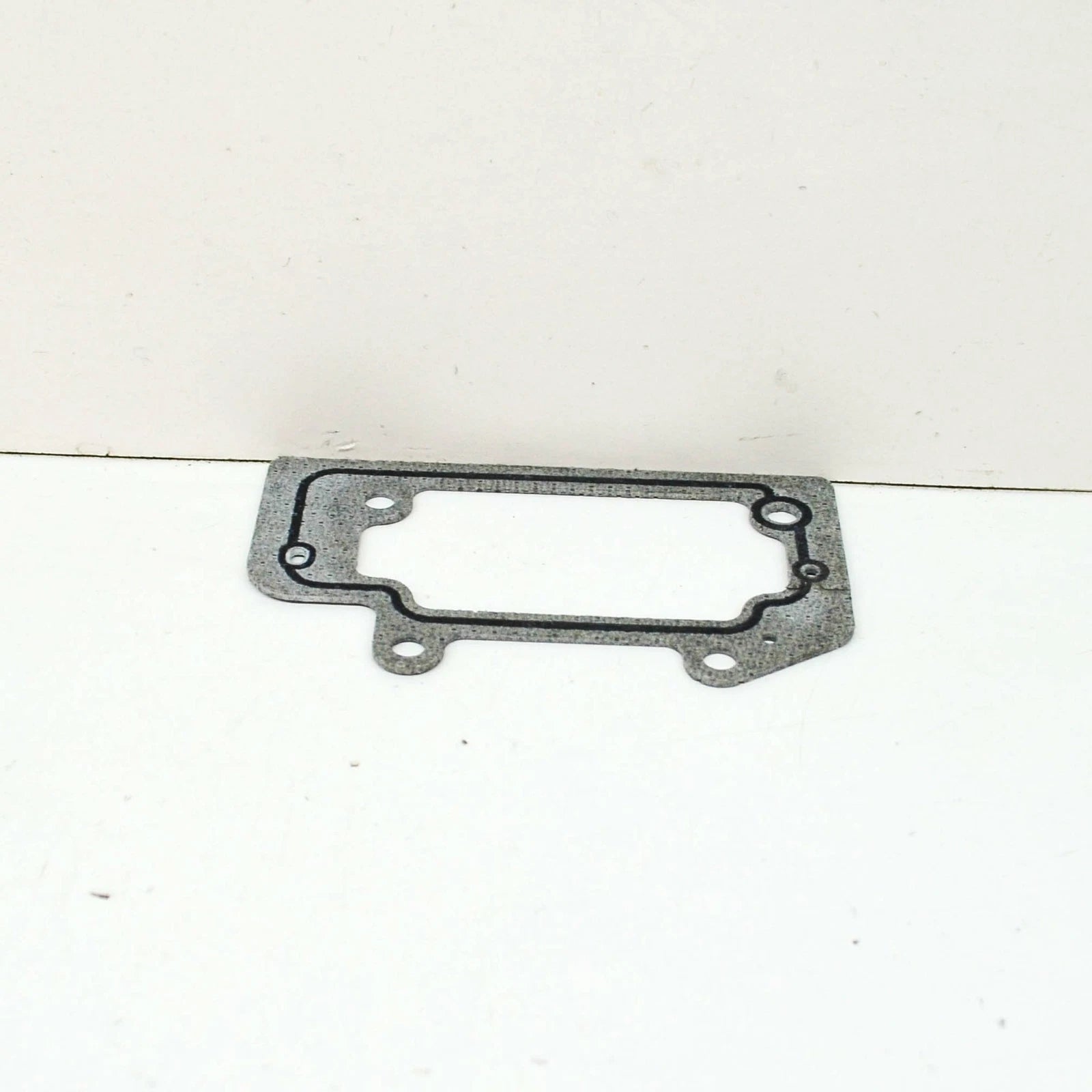 NEW BMW 7 E38 TIMING COVER CASE GASKET ABSESTOS FREE 11141725700 ORIGINAL