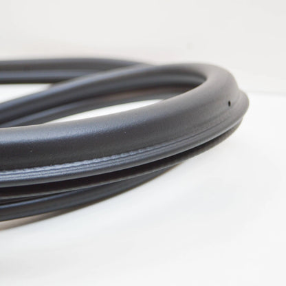 NEW AUDI TT 8J COUPE REAR LID SEAL 8J8827705A