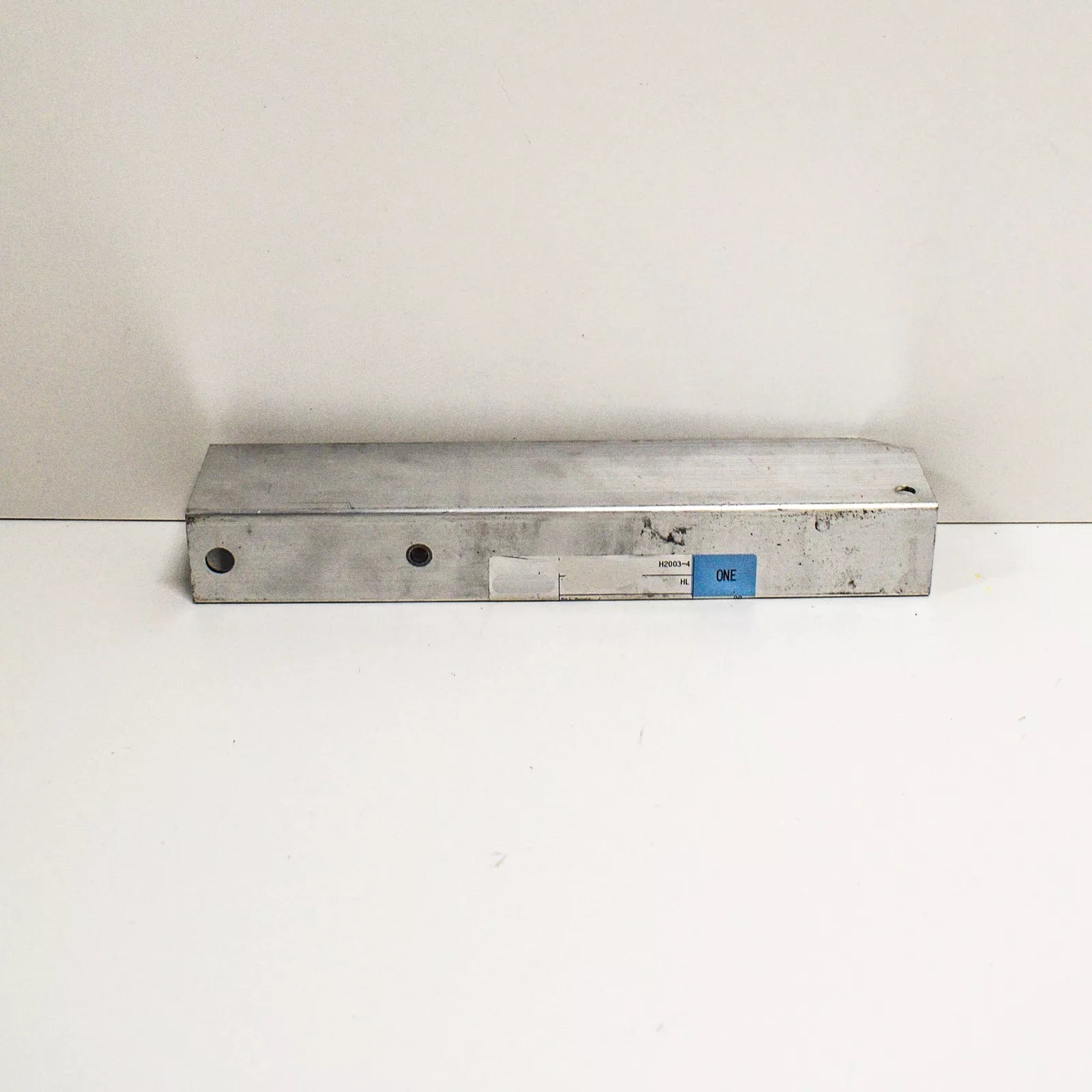 NEW BMW 2 F45 FRONT BUMPER LEFT VERTICAL STRUT 51117301585 7301585 2015 ORIGINAL