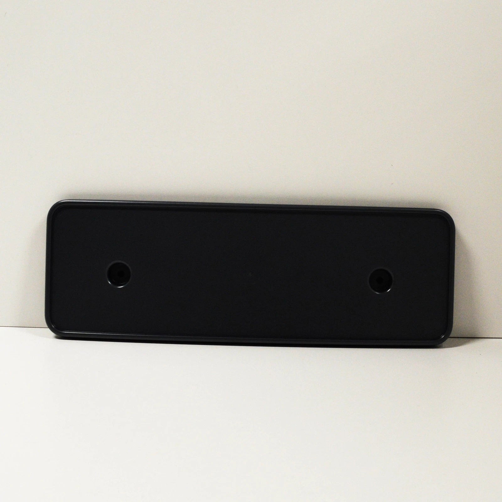 NEW AUDI A4 B9 FRONT BUMPER LICENSE PLATE BRACKET 8W0807285AJ RP5 ORIGINAL