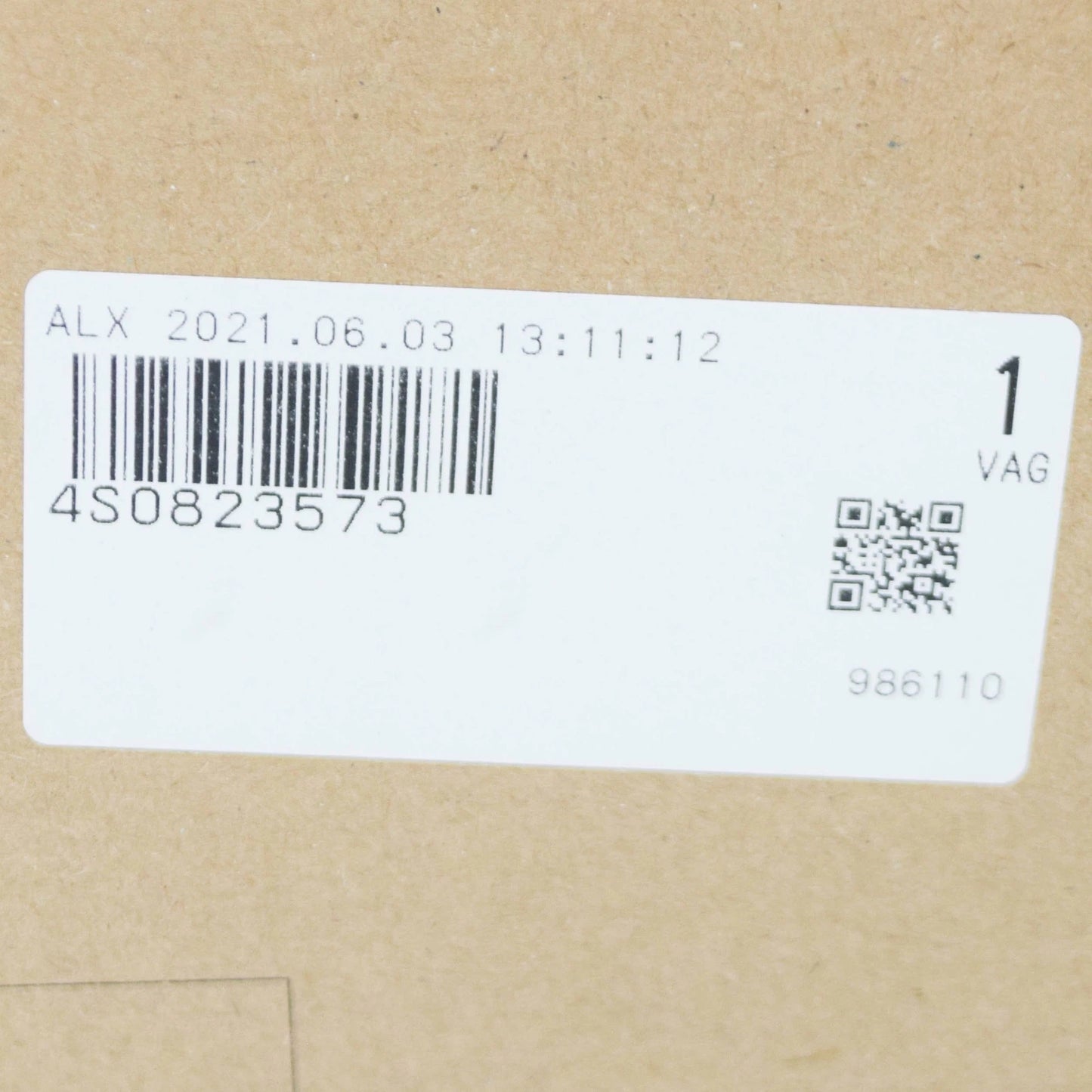 NEW AUDI R8 4S RETAINING PLATE 4S0823573 2018 ORIGINAL