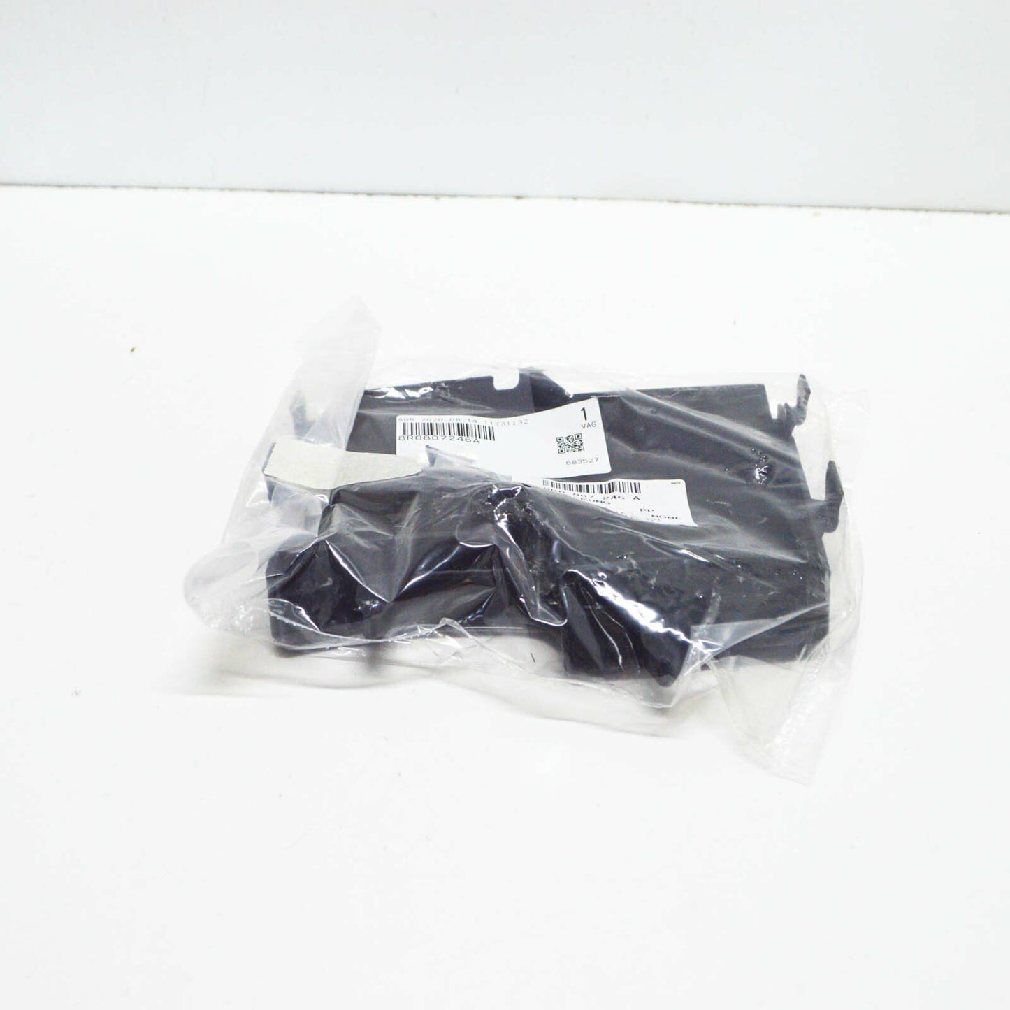 NEW AUDI Q5 8R FRONT BUMPER RIGHT COVER 8R0807246A ORIGINAL