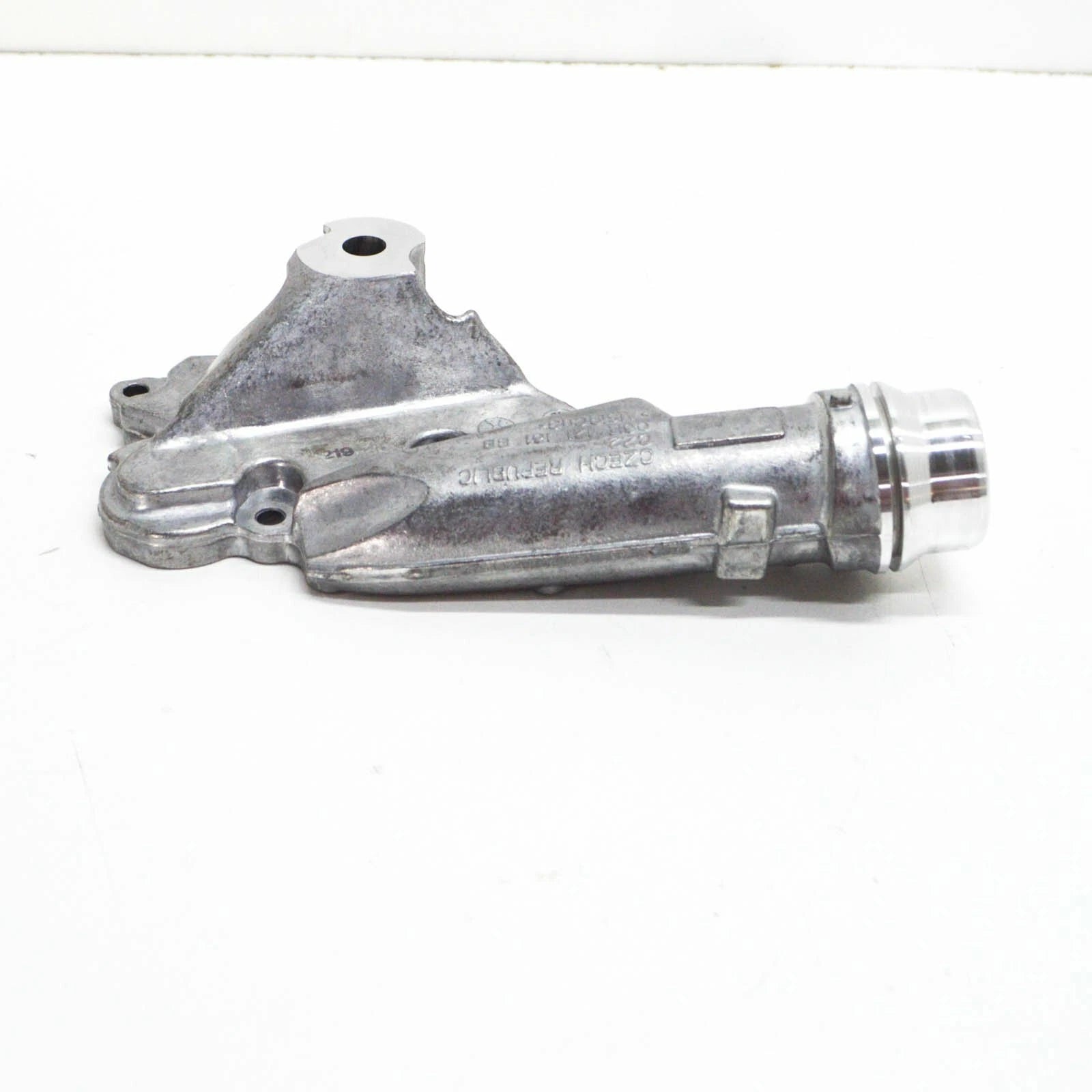 NEW AUDI A4 B8 3.0 PETROL COOLANT WATER PIPE 06E121161BB 2015