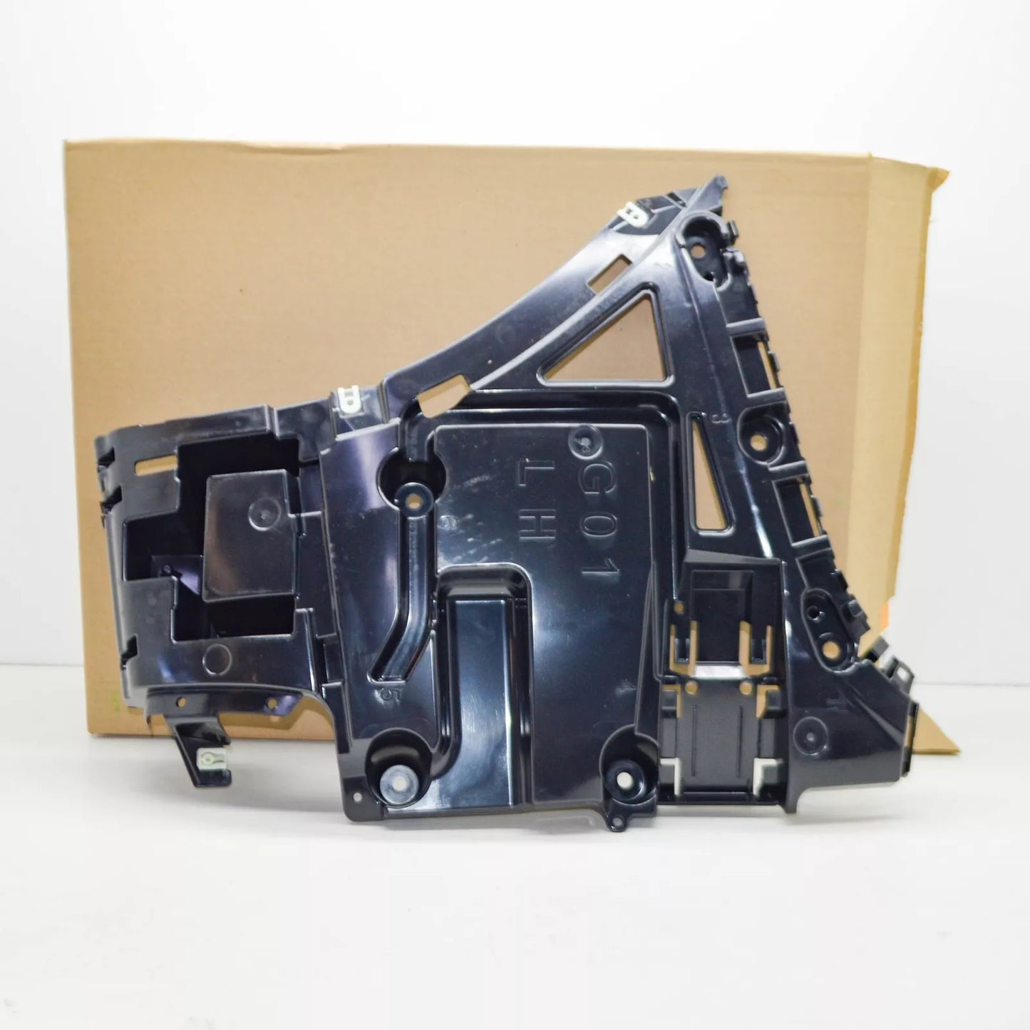 NEW BMW X3 G01 REAR BUMPER LEFT GUIDE 51127400667 7400667 ORIGINAL