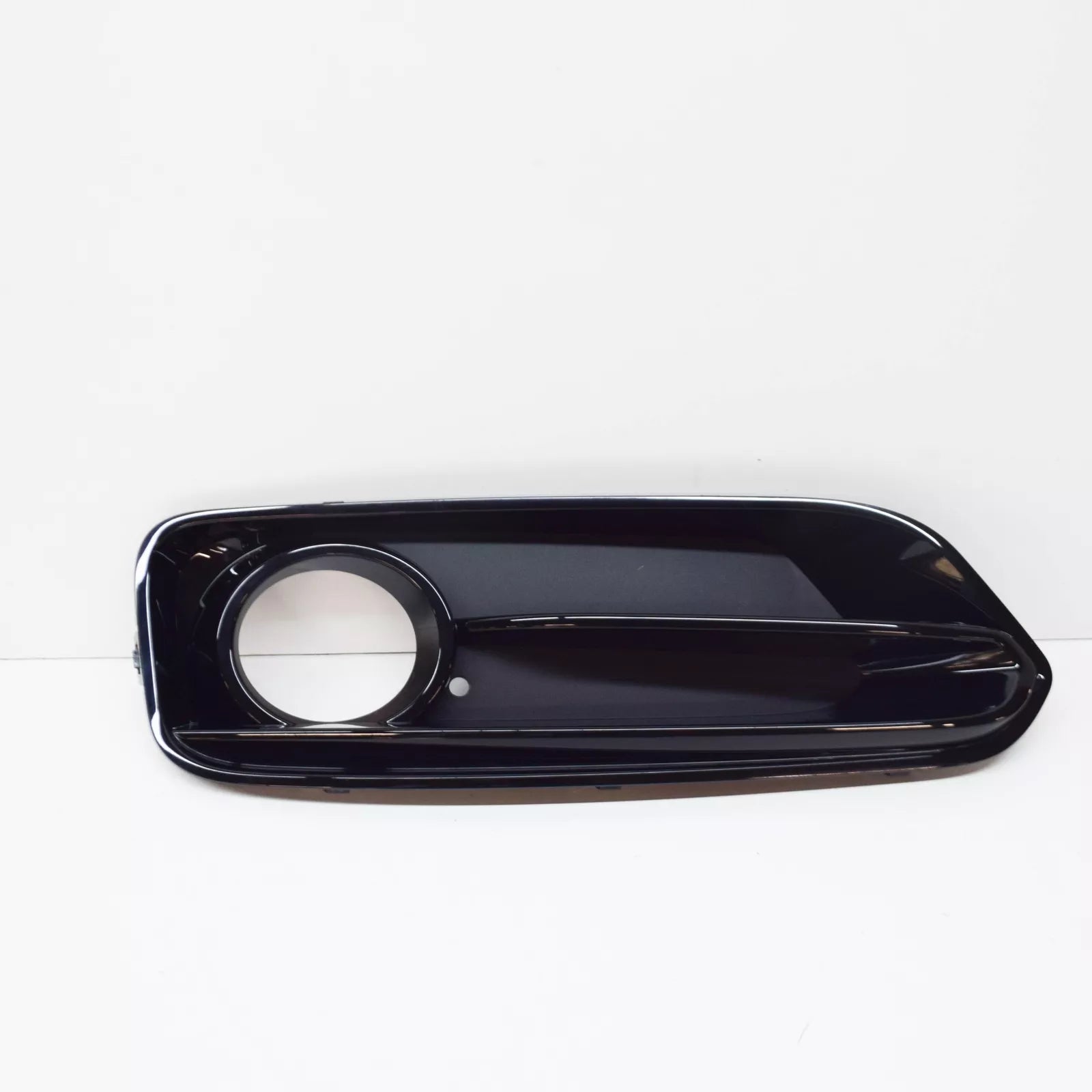 NEW BMW 1 F21 FRONT BUMPER LEFT FOG LIGHT GRILLE 51117371667 ORIGINAL