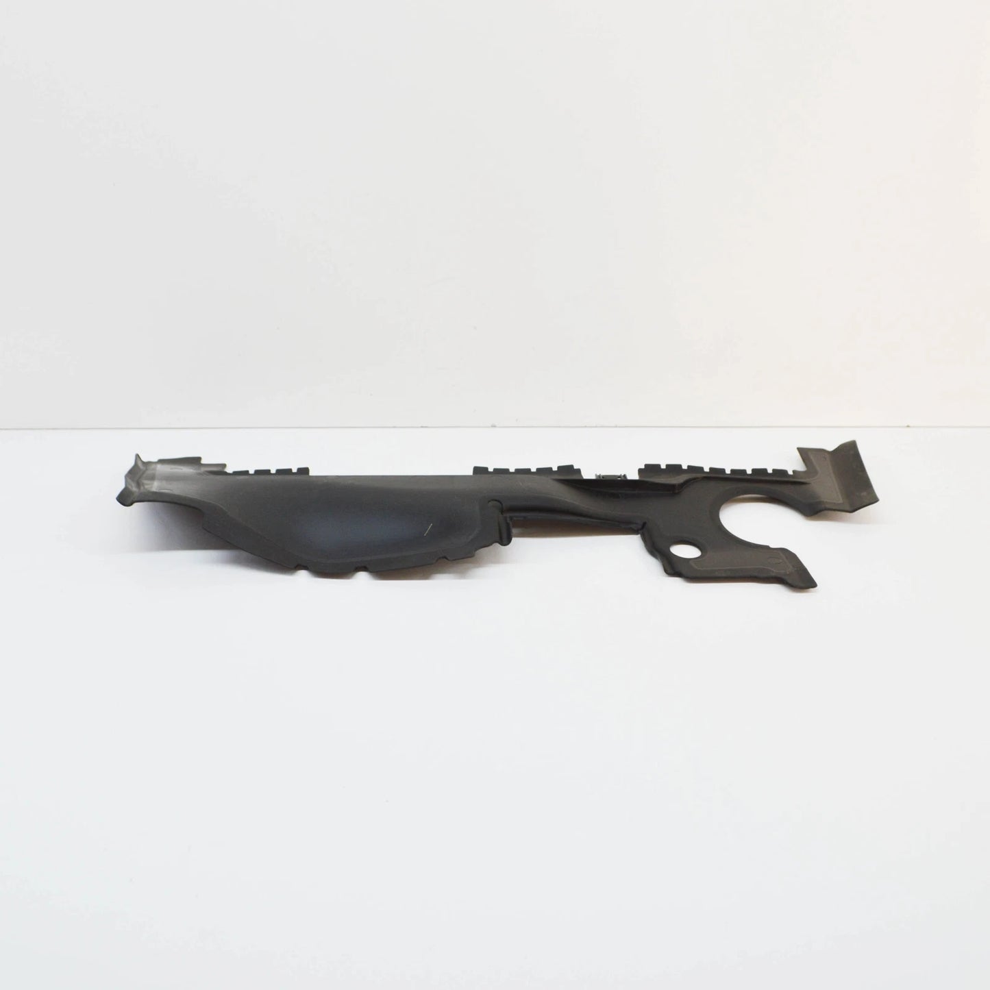 NEW AUDI RS Q3 8U RADIATOR RIGHT AIR GUIDE 8U0121284K