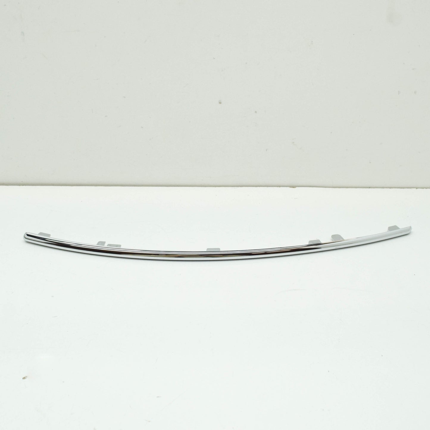 NEW MERCEDES-BENZ E-CLASS W212 FRONT LEFT GRILLE CHROME TRIM A2128852921