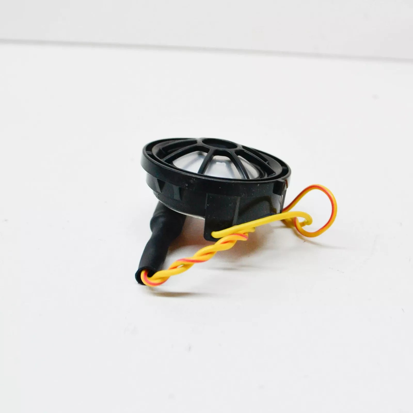 NEW BMW 1 E81 REAR HARMAN KARDON TWEETER 65139217909 9217909 ORIGINAL