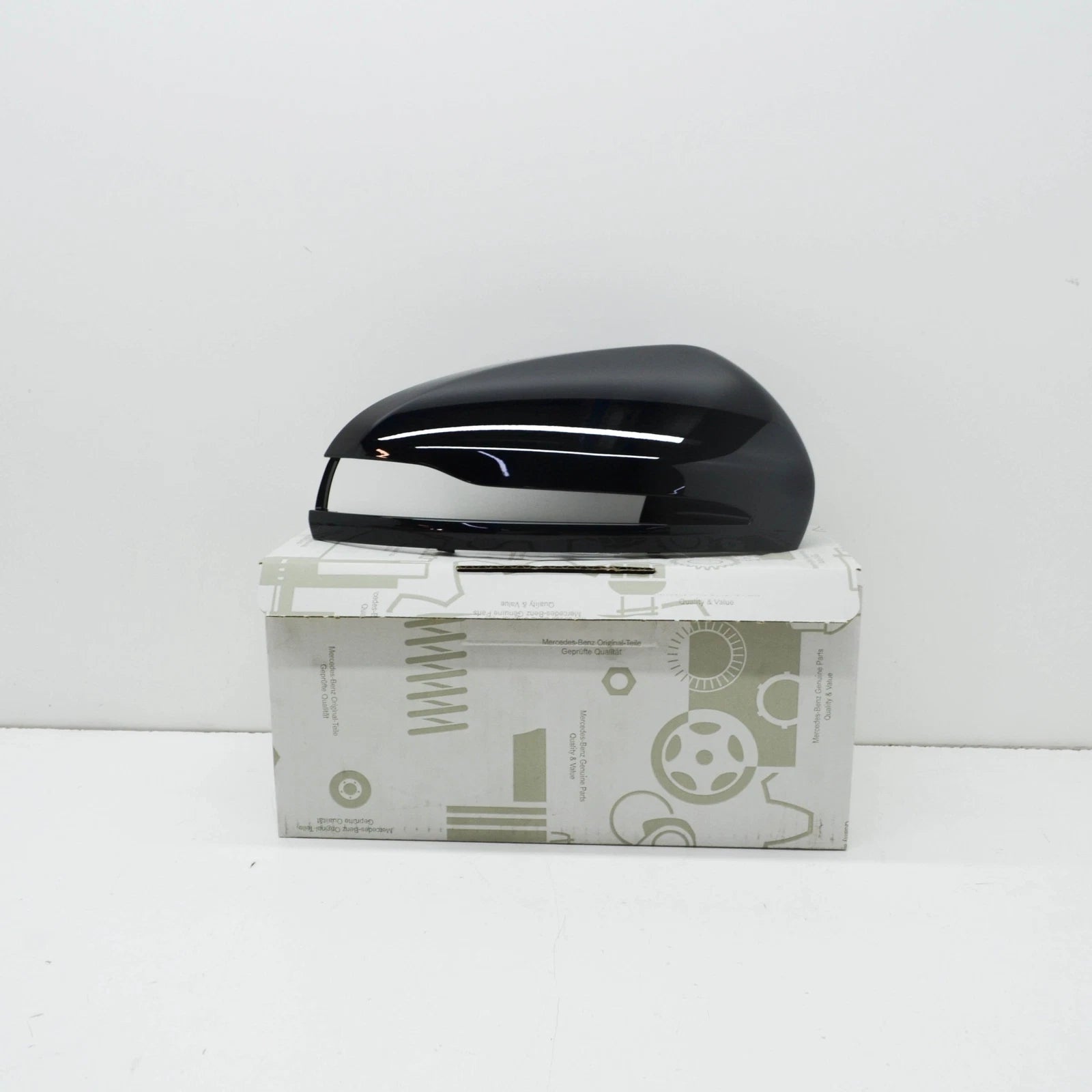 NEW MERCEDES-BENZ E W213 FRONT RIGHT DOOR MIRROR CAP LHD A09981102009191