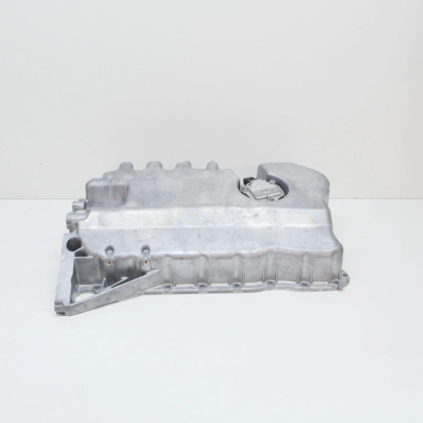 NEW AUDI A3 SPORTBACK 8PA ENGINE OIL PAN 022103601R ORIGINAL