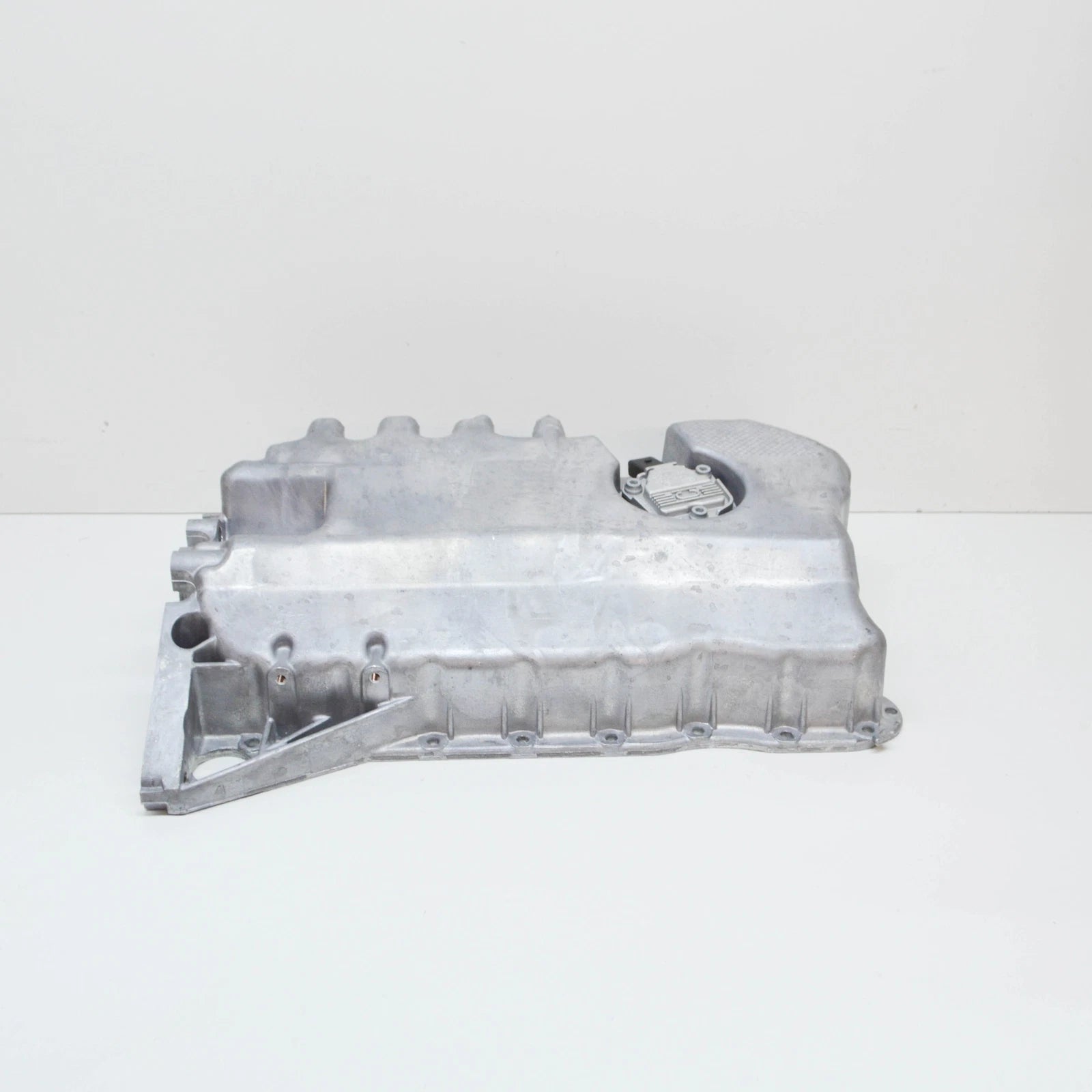 NEW AUDI A3 SPORTBACK 8PA ENGINE OIL PAN 022103601R ORIGINAL