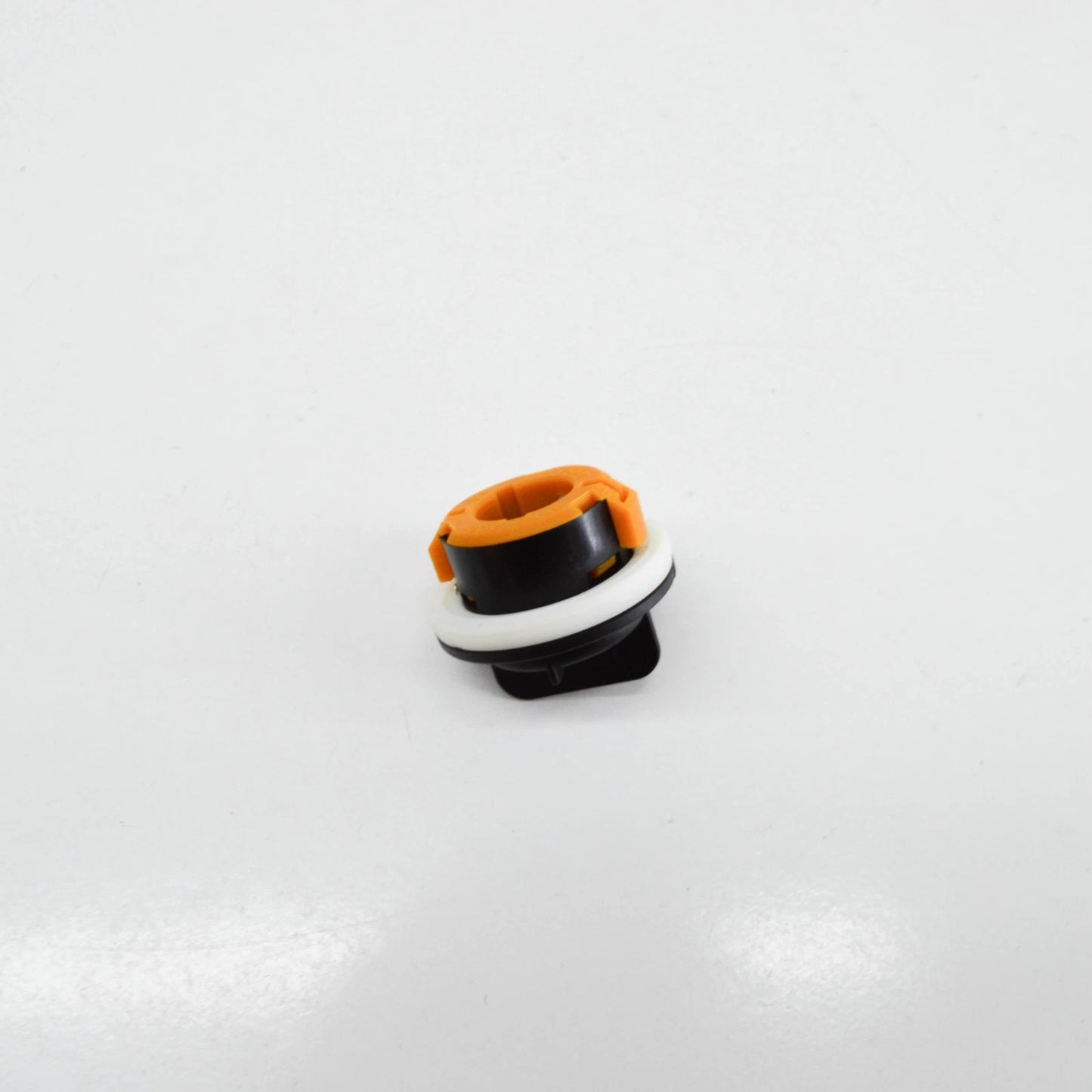 NEW VW CC 35 REAR TAIL LIGHT SOCKET 3C8945331 ORIGINAL